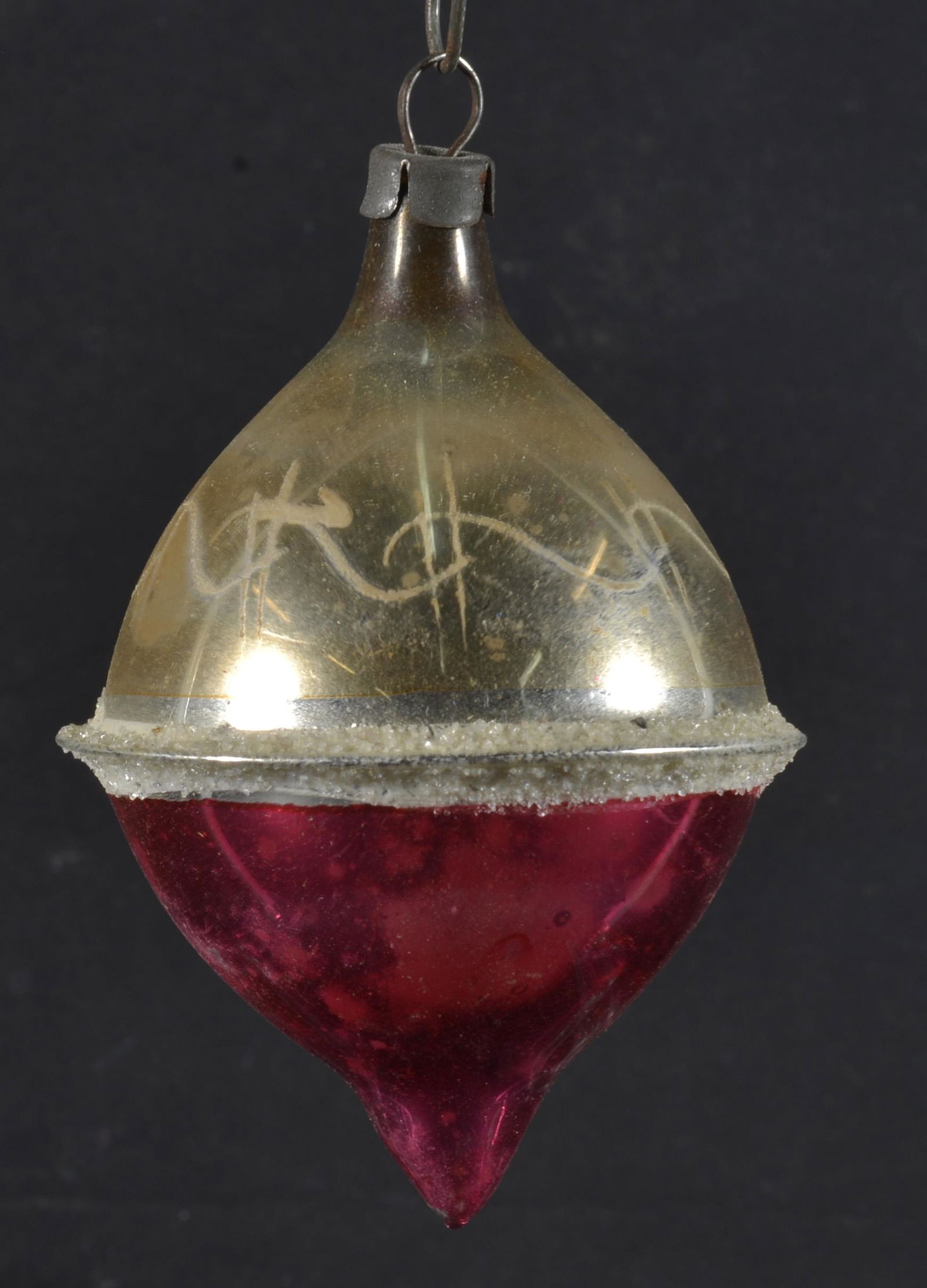 VINTAGE CHRISTMAS ORNAMENT: VINTAGE ROUND BALL CHRISTMAS ORNAMENT 2.0 DIA