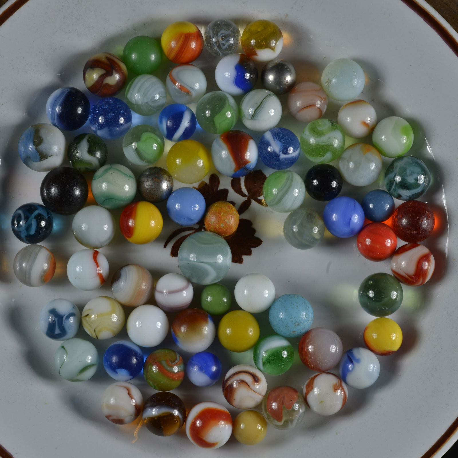COLLECTION OF VINTAGE MARBLES: SEE PHOTOS