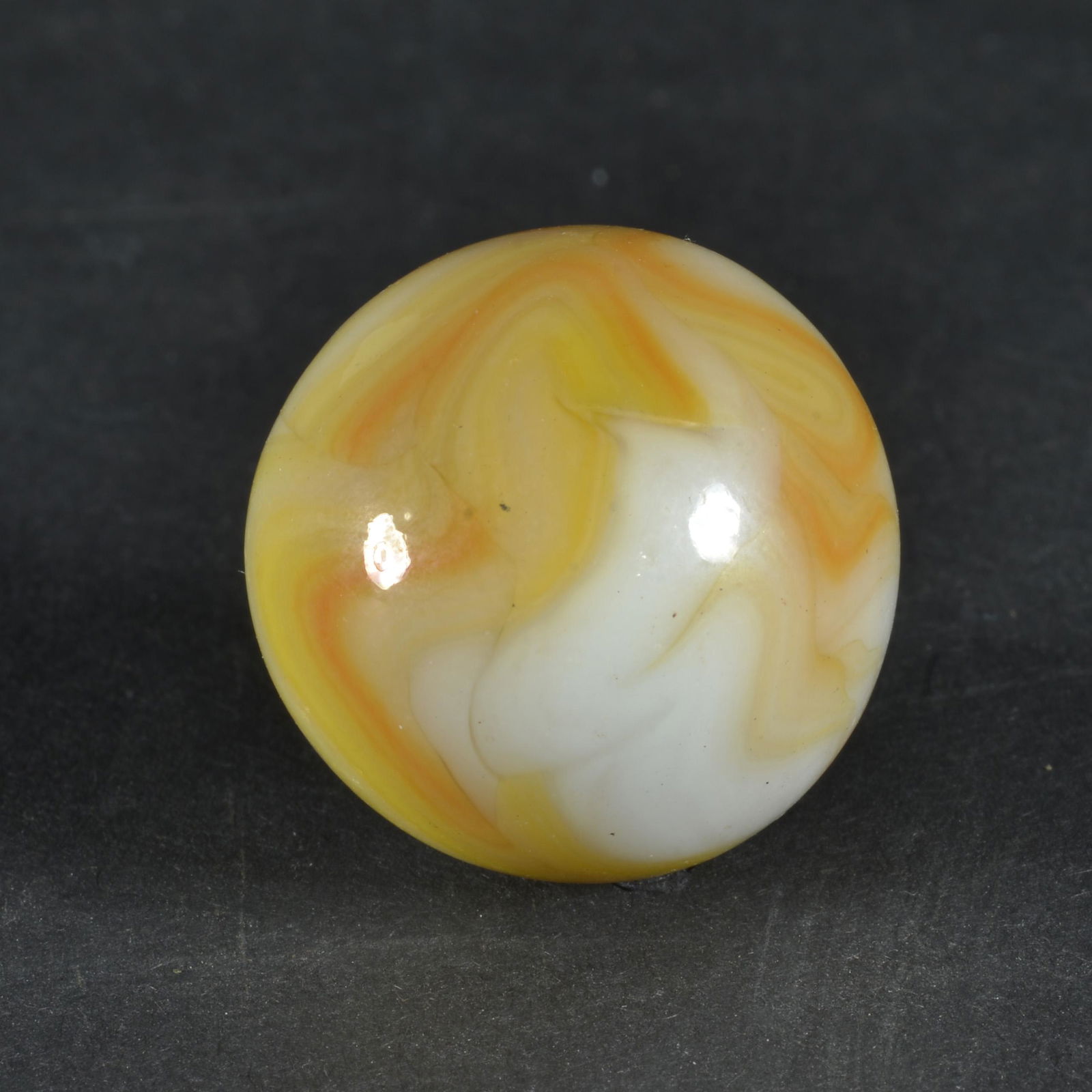 Vintage Marble Large Size (1 of 3)