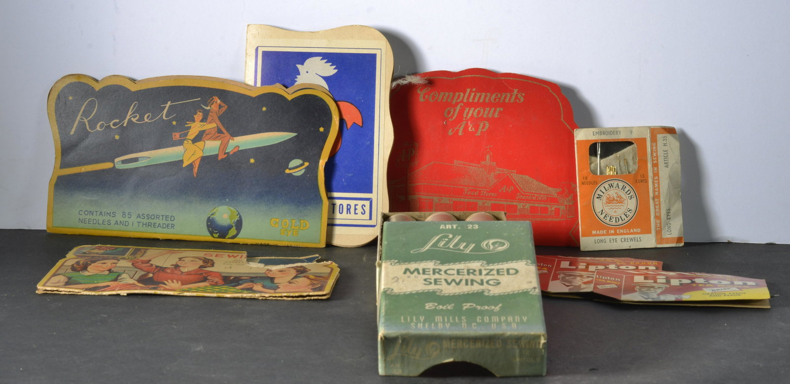 COLLECTION OF VINTAGE MERCERIZED SEWING ITEMS (1 of 3)