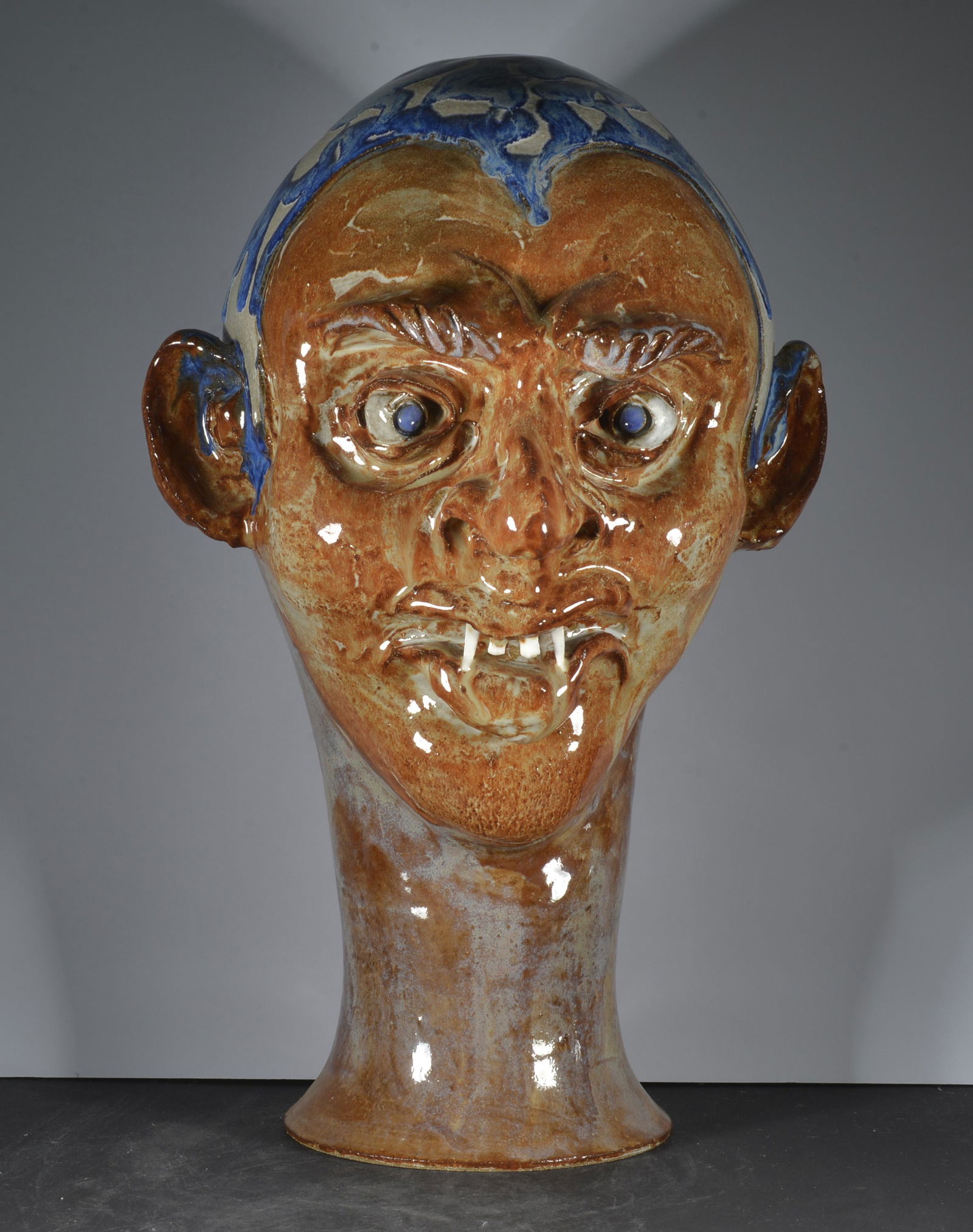 MARVIN BAILEY POTTERY FACE WIG STAND (1 of 5)