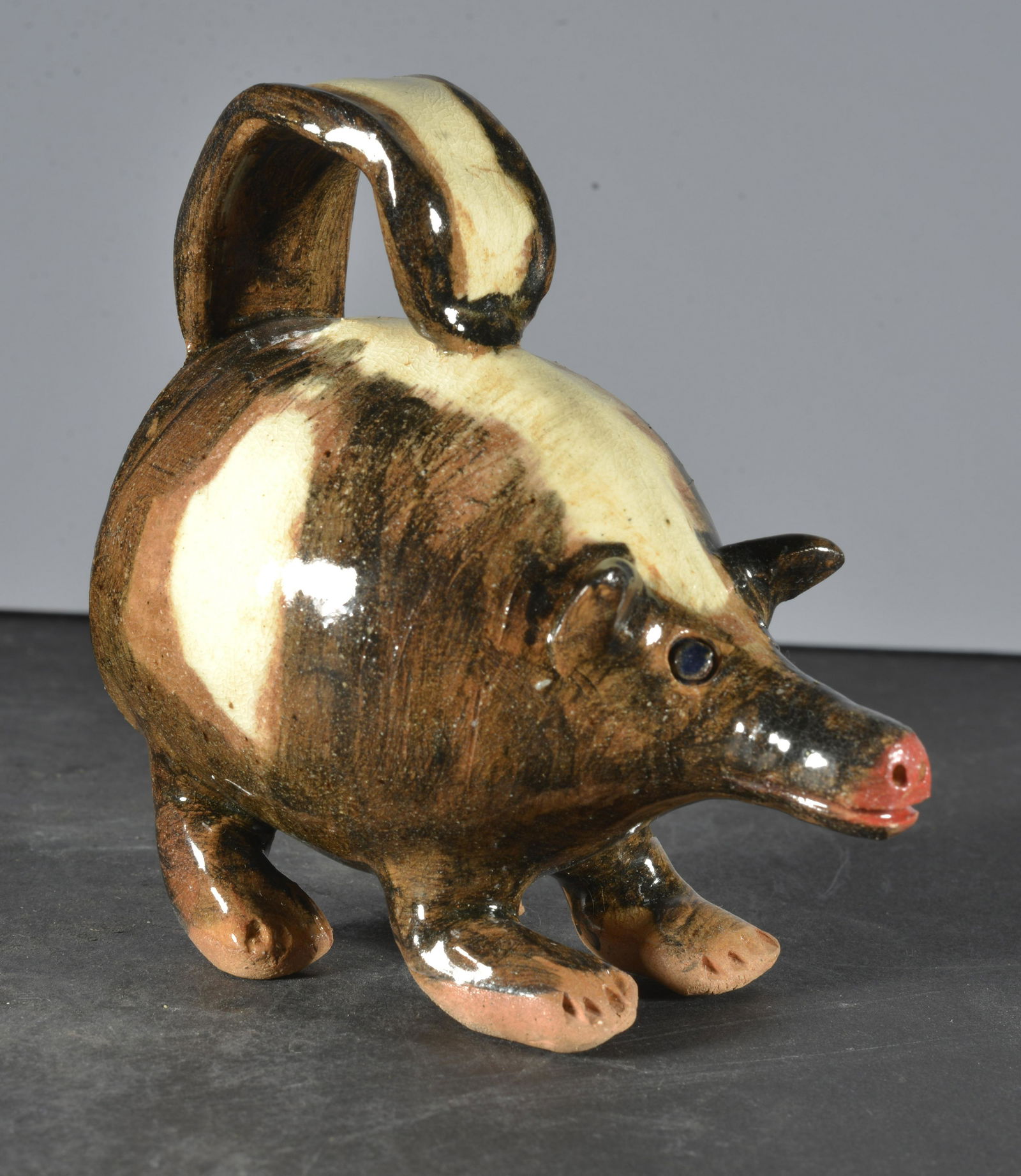 KATHY RICHARDS POTTERY FIGURAL SKUNK (1 of 4)