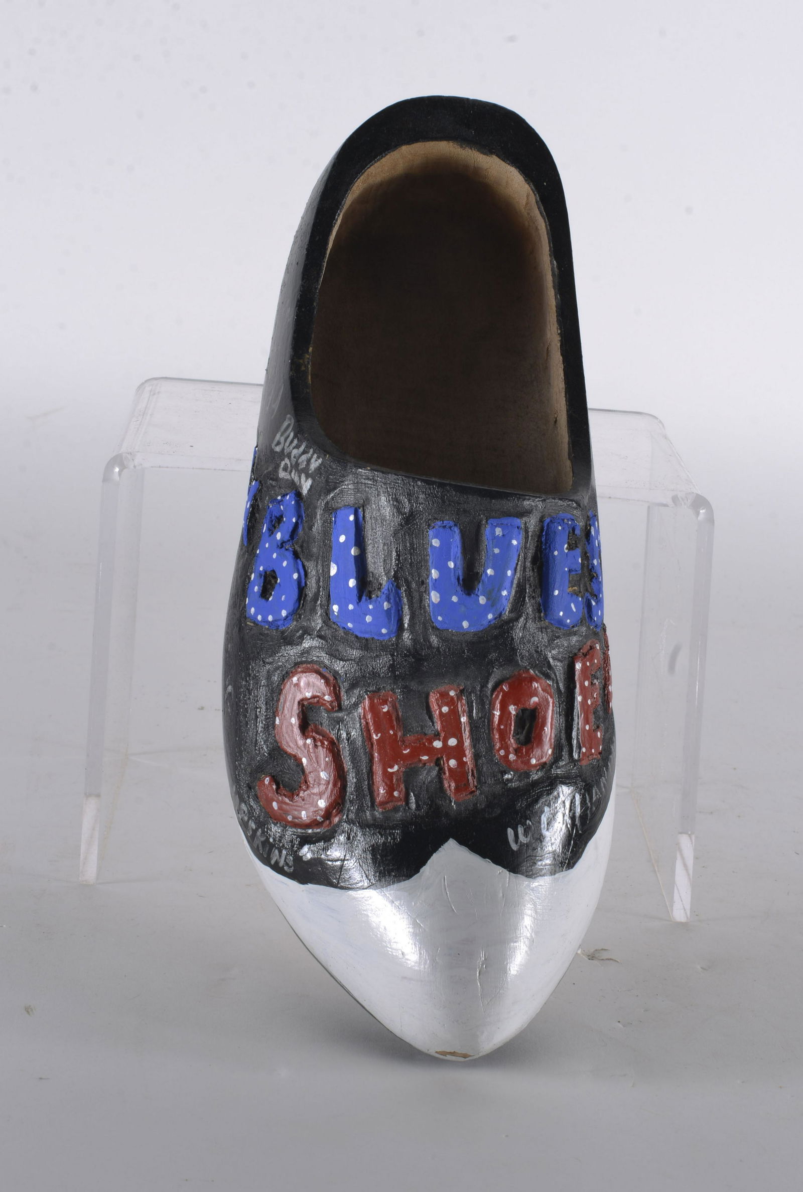 Charles Gilliam Painted blues shoe (1 of 5)