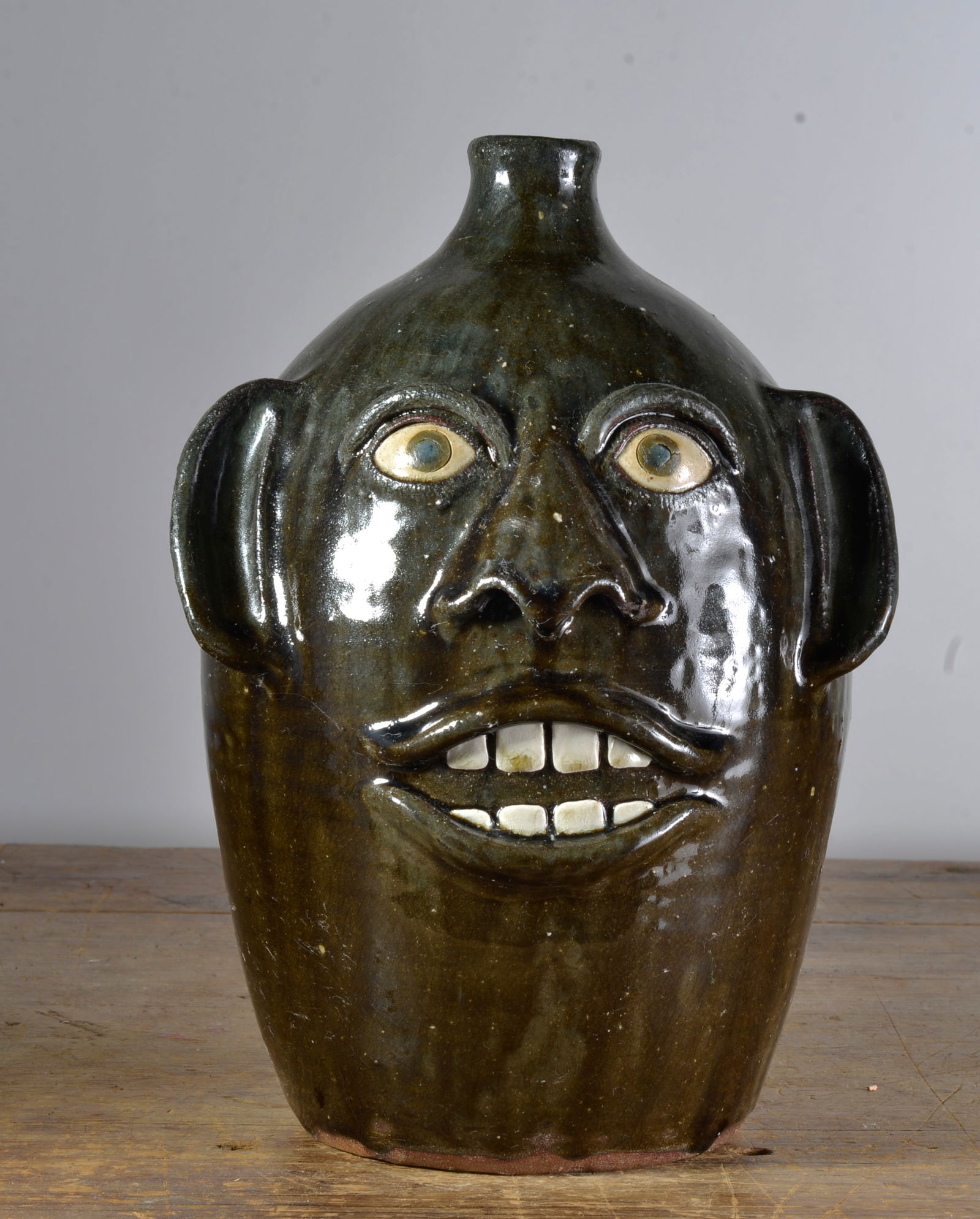 JOE REINHARDT FACE JUG (1 of 3)