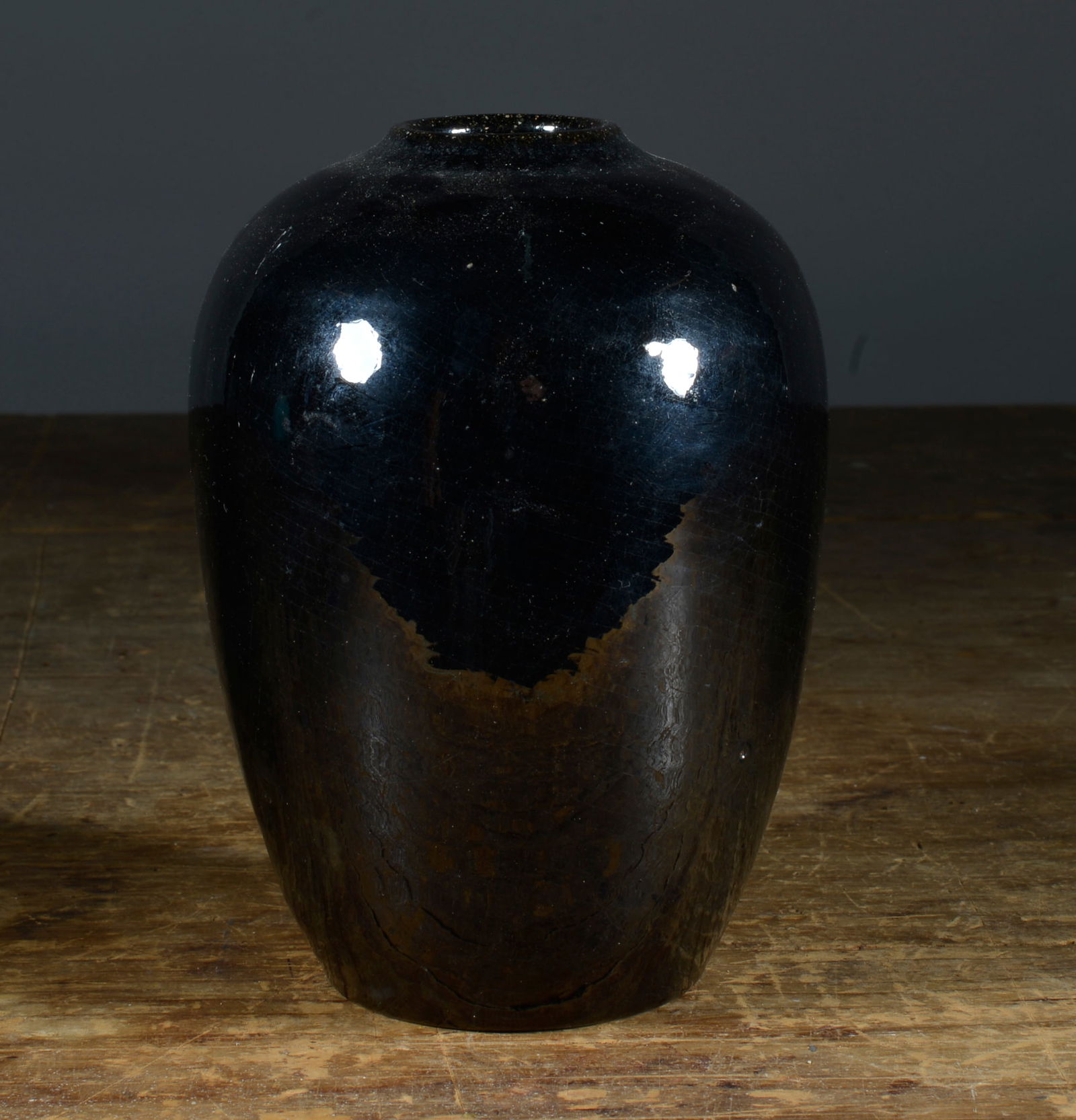 Ben Owen III Black Vase (1 of 5)