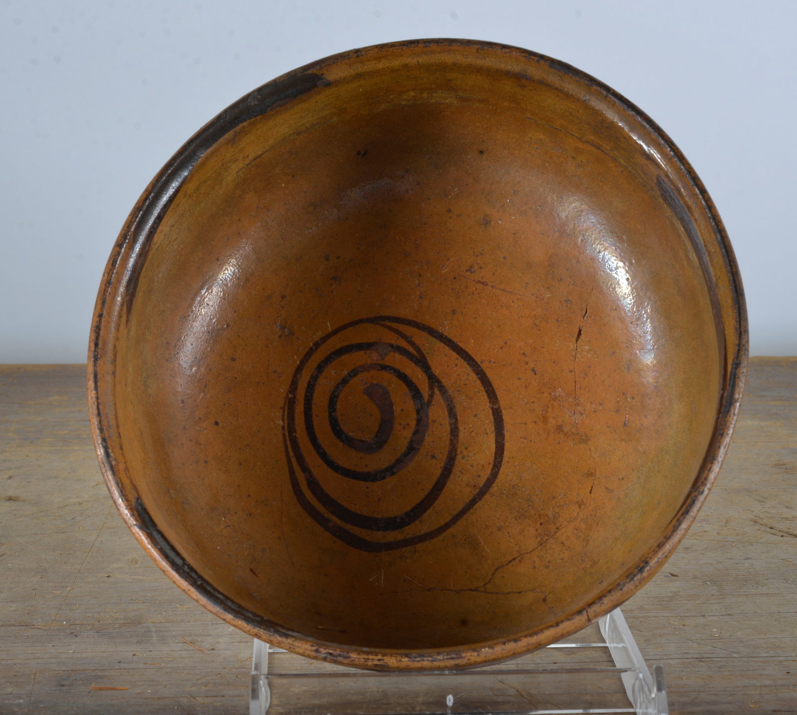 REDWARE ROUND POTTERY BOWL: ROUND POTTERY BOWL WITH AGE CRACK 8.5 DIA