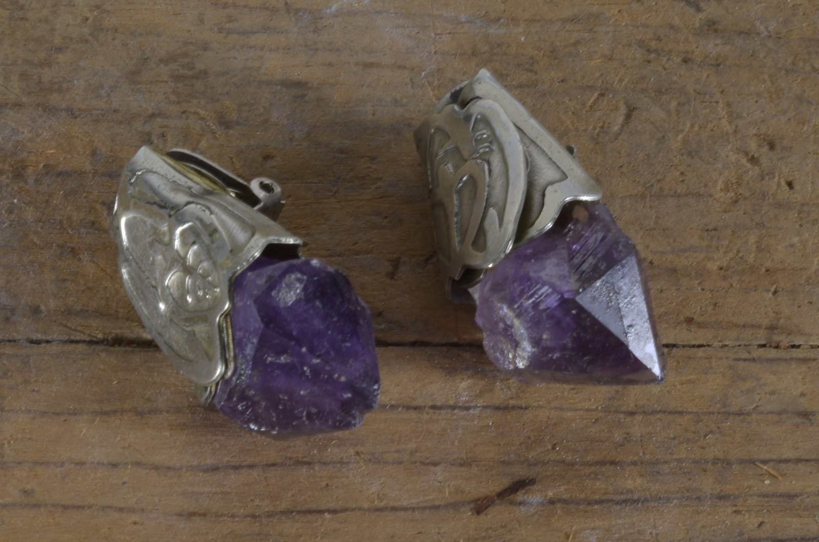 PAIR OF VINTAGE CLIP EARRINGS: POSSIBLY STERLING AMETHYST QUARTZ 1.75"