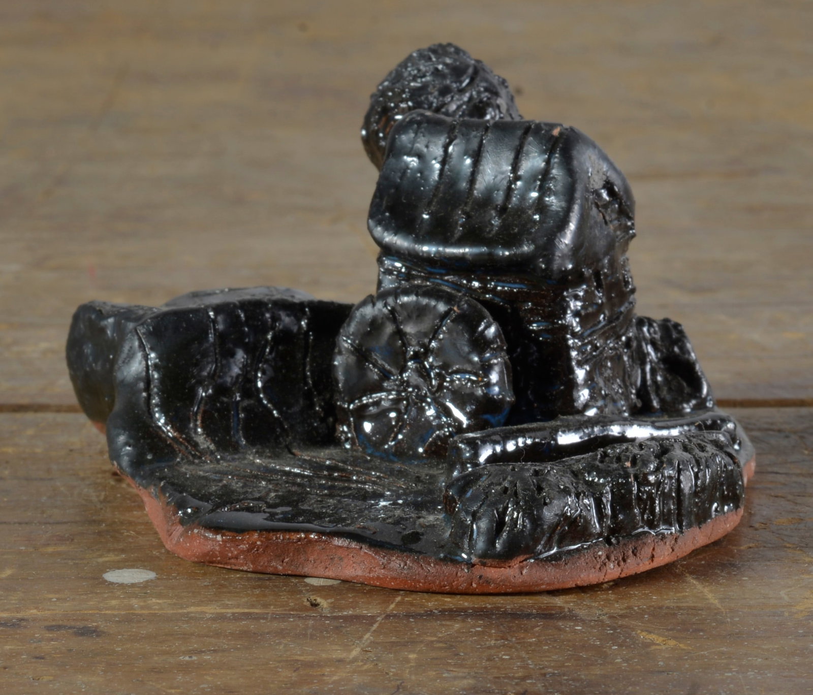 Kale Pottery Murrys Mill: 2" H x 4" L see photos for details. If the pottery has defects we will announce in the listing. All items are sold as is where is no returns or refunds. Most of these items can be shipped in house. If