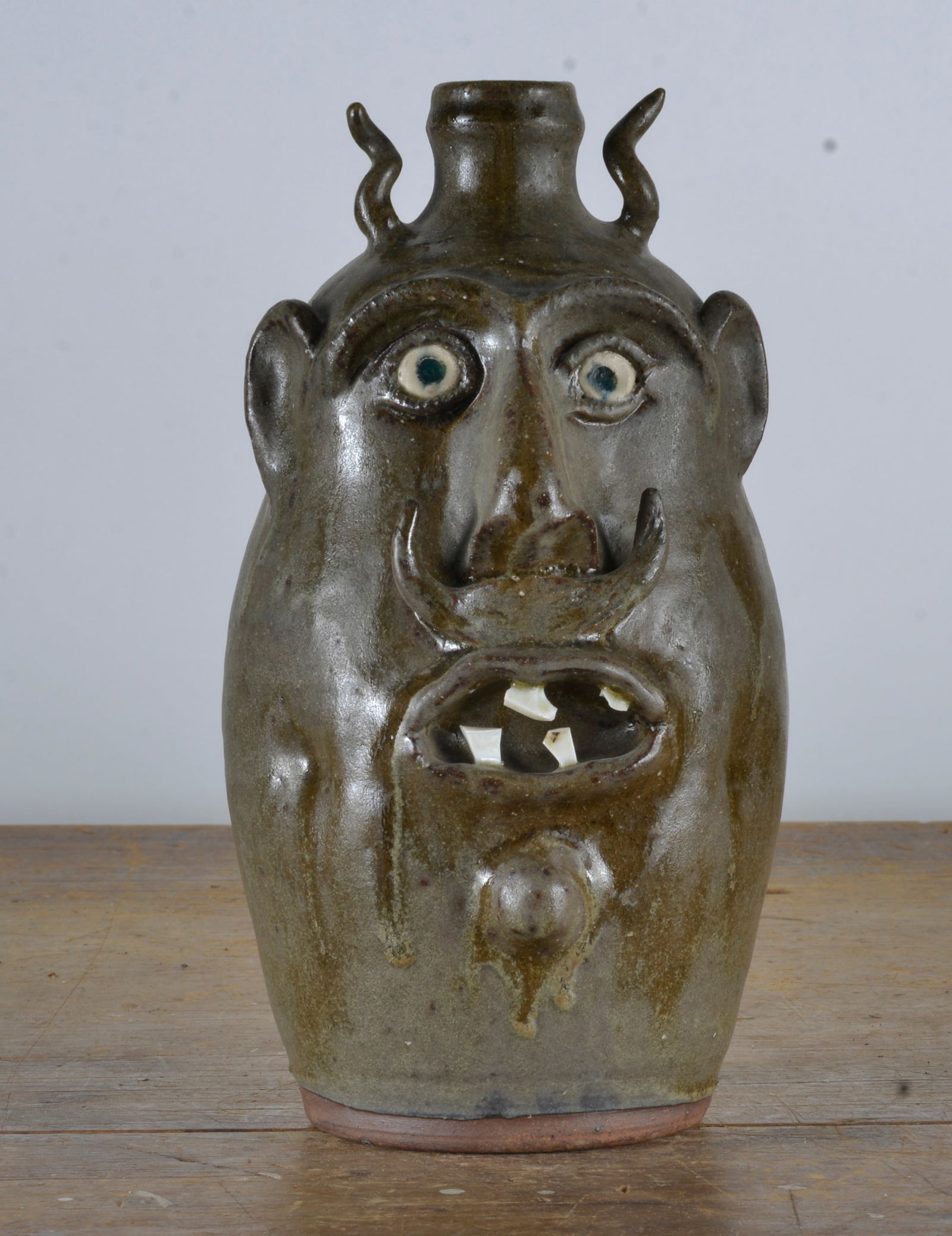 Bob Armfield Devil Face Jug (1 of 5)