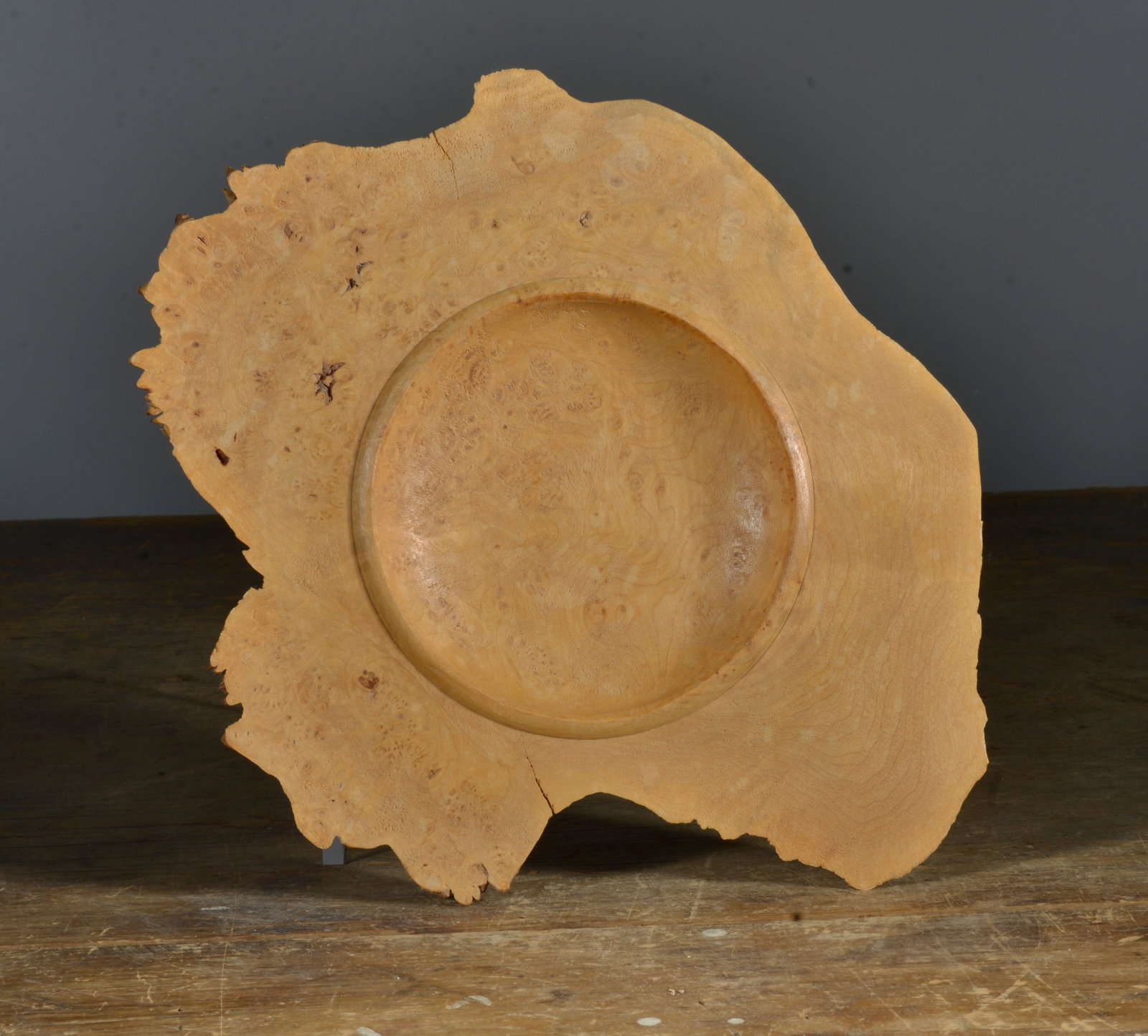 D Ross Wood Turned Bowl: 10.5" X 8"...see photos for details. If the pottery has defects we will announce in the listing. All items are sold as is where is no returns or refunds. Most of these items can be shipped in house. I