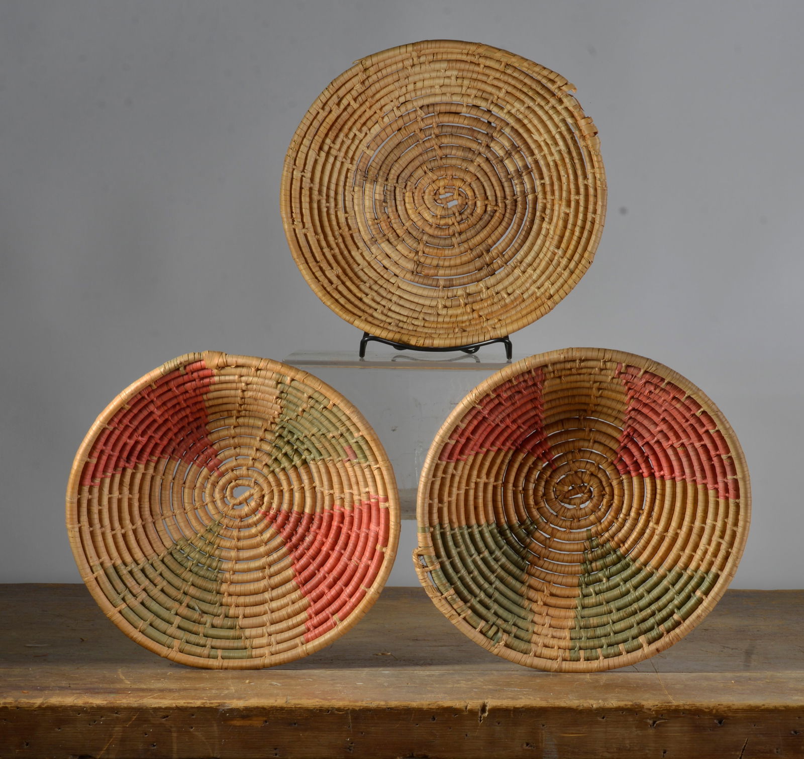 Appalachain Southern Hand Made Basket (1 of 2)