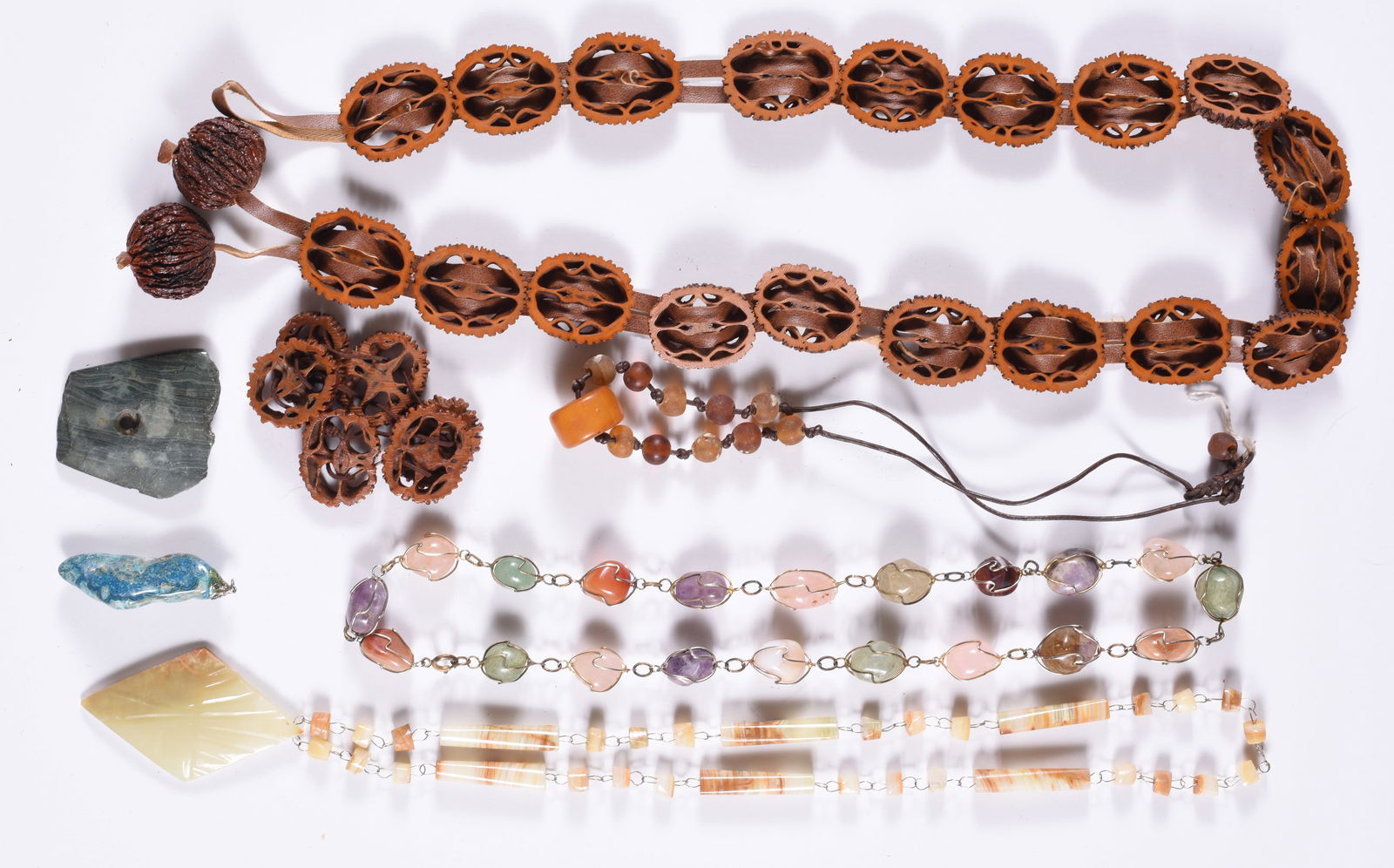 costume jewelry lot (1 of 1)