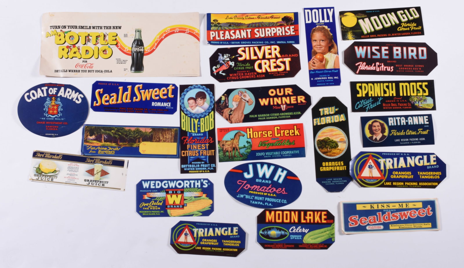 VARIOUS VINTAGE CAN AND CRATE LABELS: all items are sold as is. We will combine shipping on multiple lots. If you see it in the picture that’s what your buying. Look at the pictures good no refunds all sales are final.