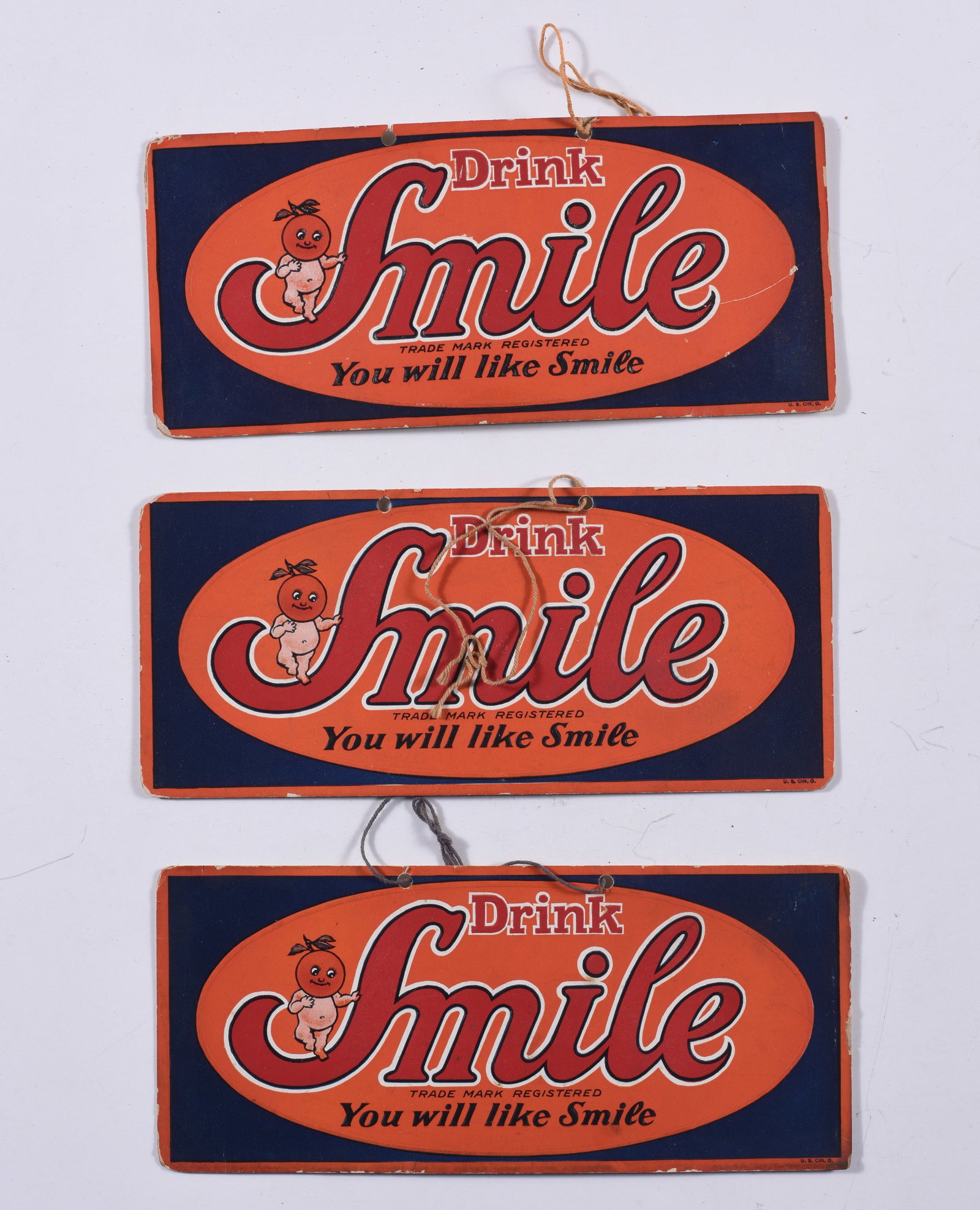 3 VINTAGE SMILE SODA LIGHT PULLS (1 of 1)