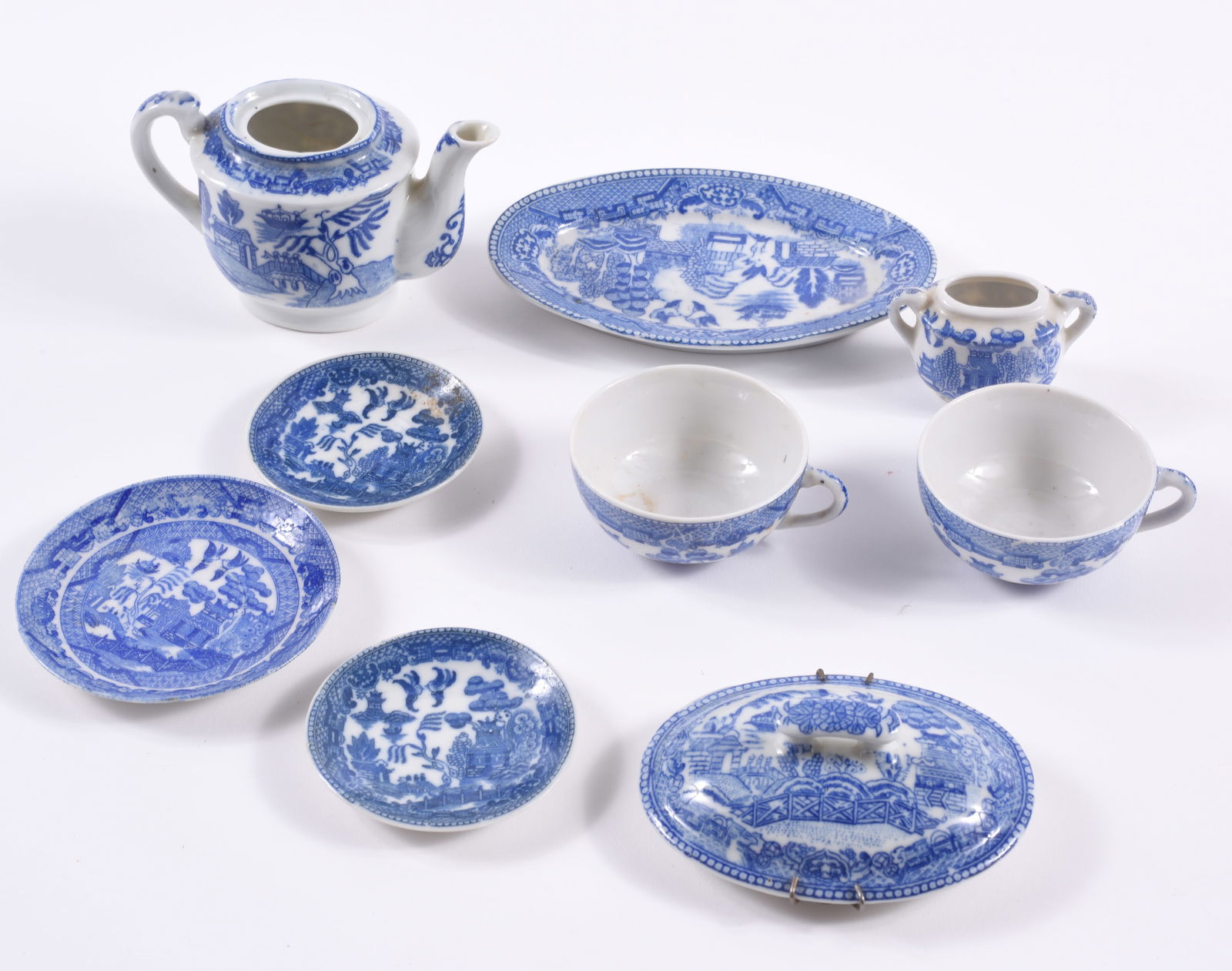 BLUE WILLOW CHILD'S TEA SET (1 of 1)