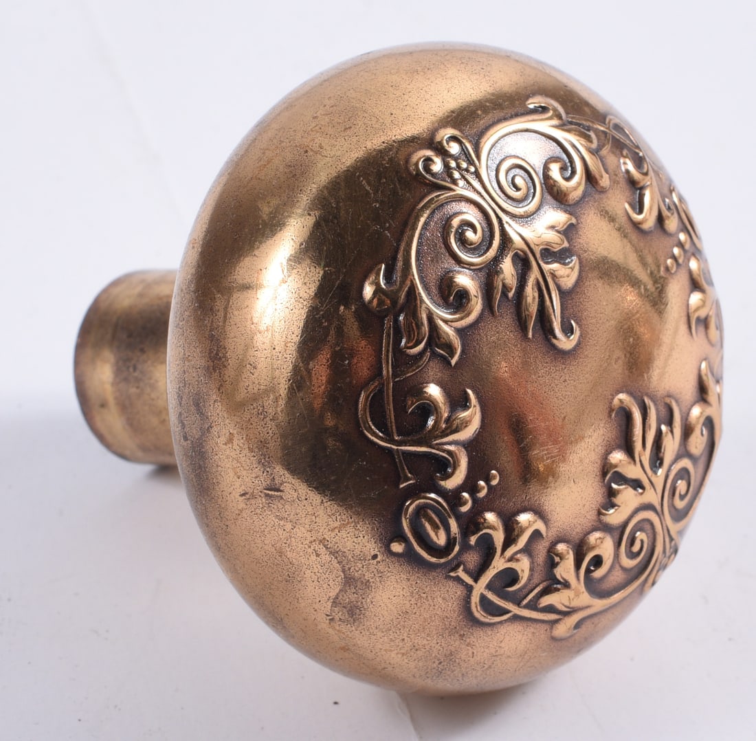 antique hardware door knob, pulls, accents: all items are sold as is. We will combine shipping on multiple lots. If you see it in the picture that’s what your buying. Look at the pictures good no refunds all sales are final.