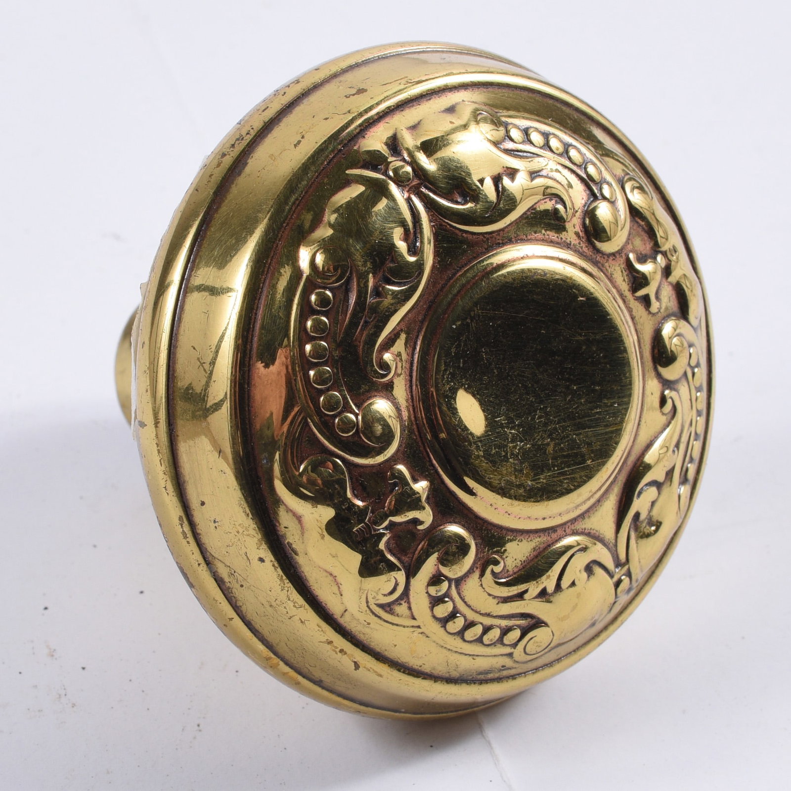 antique hardware door knob, pulls, accents: all items are sold as is. We will combine shipping on multiple lots. If you see it in the picture that’s what your buying. Look at the pictures good no refunds all sales are final.