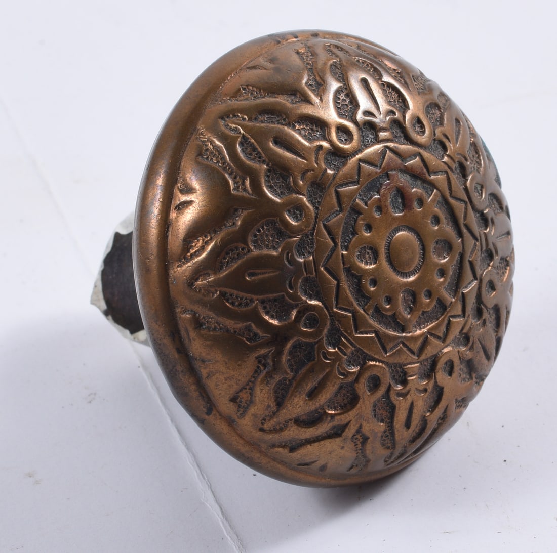 antique hardware door knob, pulls, accents: all items are sold as is. We will combine shipping on multiple lots. If you see it in the picture that’s what your buying. Look at the pictures good no refunds all sales are final.