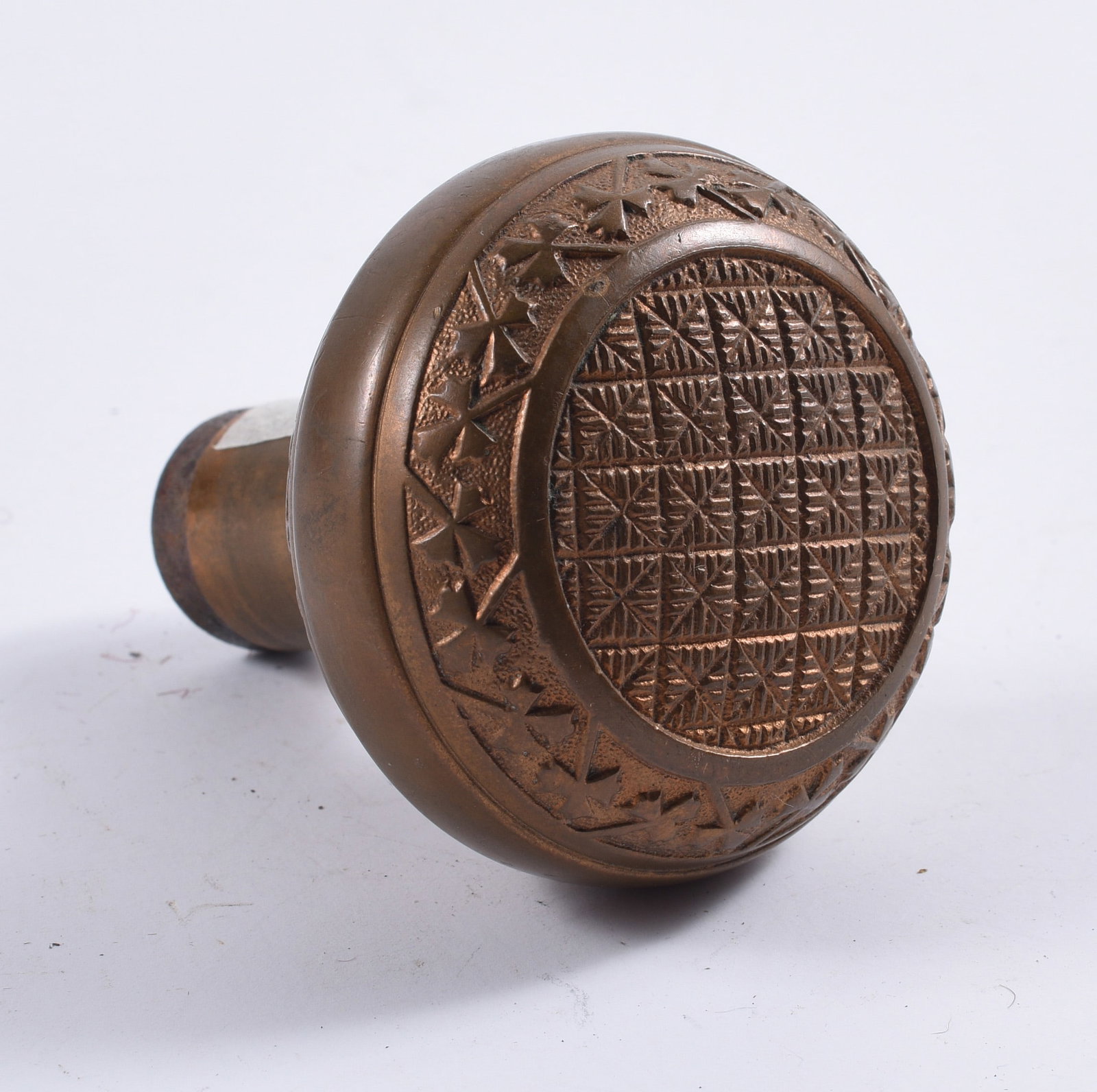antique hardware door knob, pulls, accents: all items are sold as is. We will combine shipping on multiple lots. If you see it in the picture that’s what your buying. Look at the pictures good no refunds all sales are final.