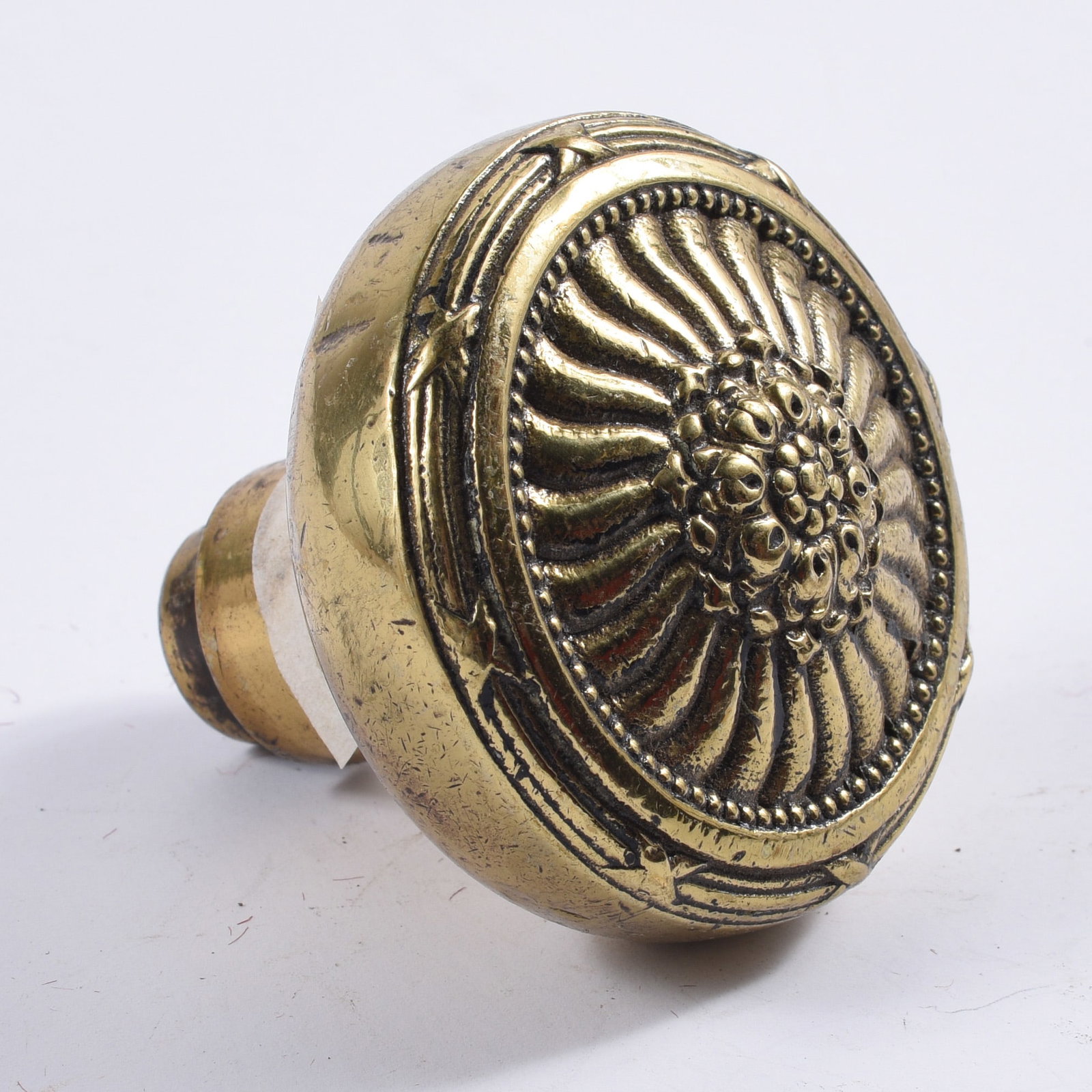 antique hardware door knob, pulls, accents: all items are sold as is. We will combine shipping on multiple lots. If you see it in the picture that’s what your buying. Look at the pictures good no refunds all sales are final.