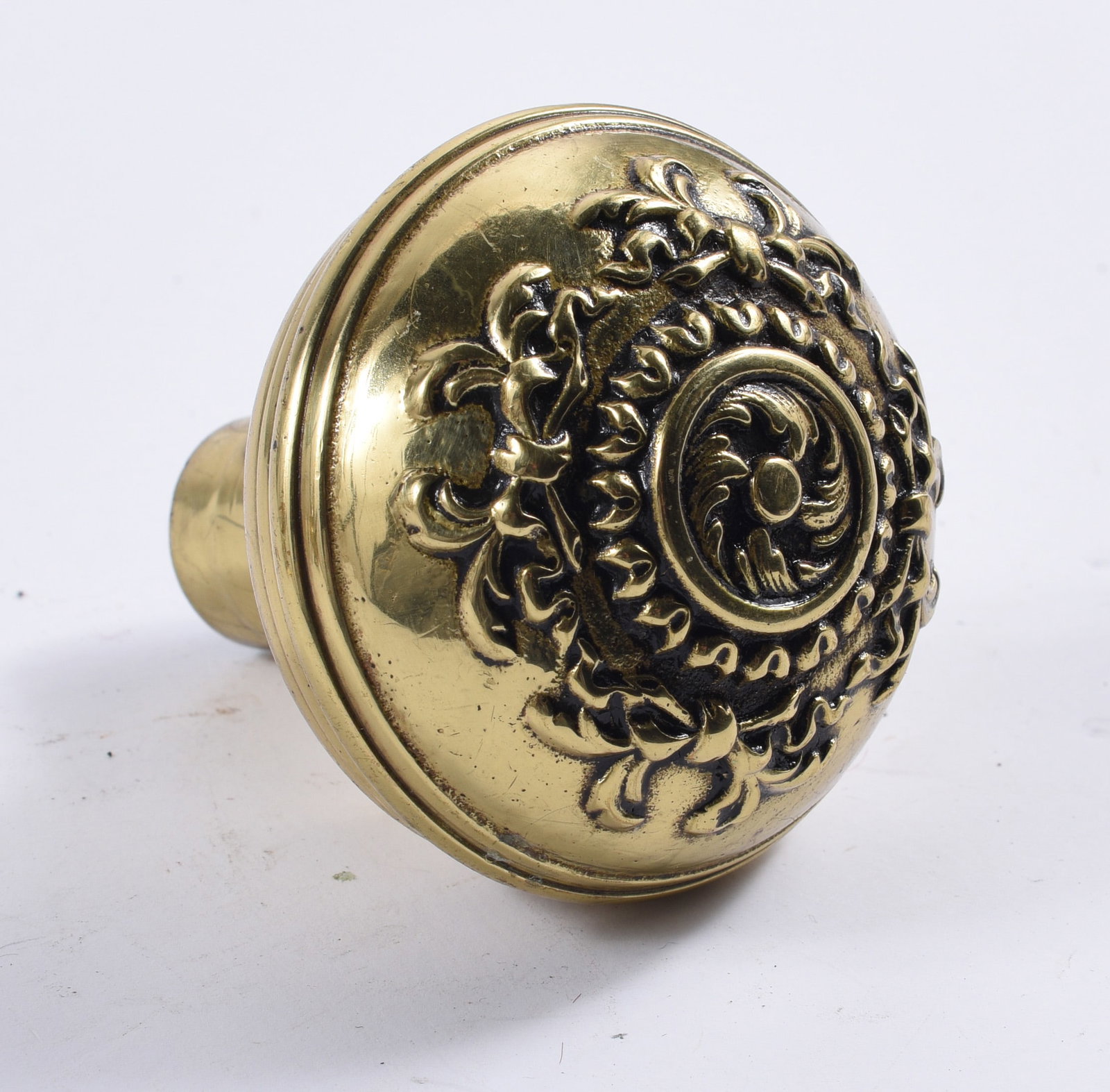 antique hardware door knob, pulls, accents: all items are sold as is. We will combine shipping on multiple lots. If you see it in the picture that’s what your buying. Look at the pictures good no refunds all sales are final.