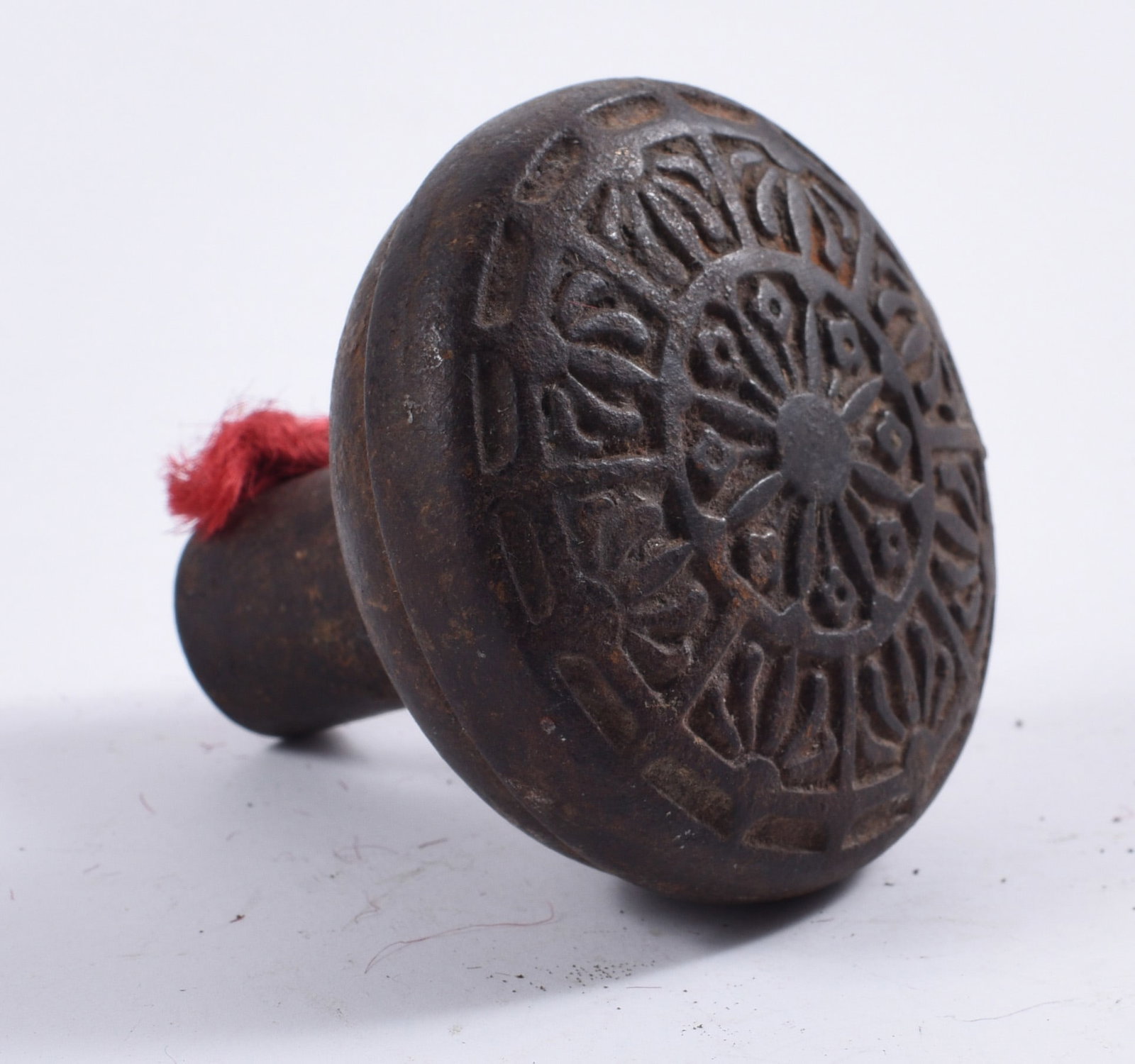 antique hardware door knob, pulls, accents: all items are sold as is. We will combine shipping on multiple lots. If you see it in the picture that’s what your buying. Look at the pictures good no refunds all sales are final.
