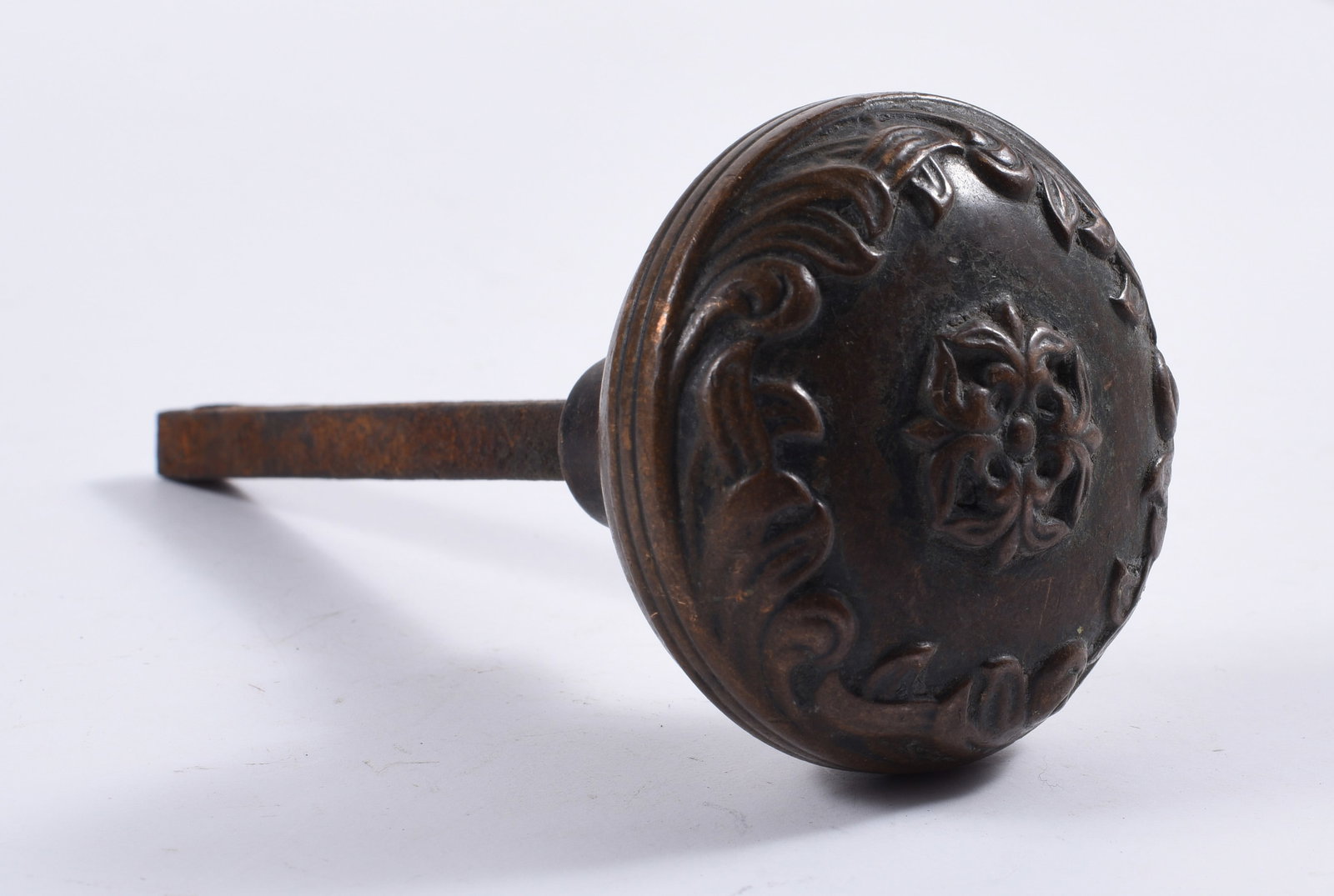 antique hardware door knob, pulls, accents: all items are sold as is. We will combine shipping on multiple lots. If you see it in the picture that’s what your buying. Look at the pictures good no refunds all sales are final.