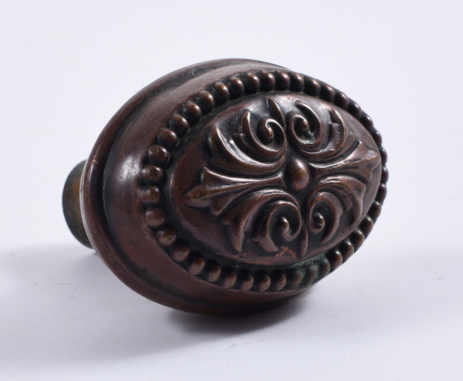 antique hardware door knob, pulls, accents: all items are sold as is. We will combine shipping on multiple lots. If you see it in the picture that’s what your buying. Look at the pictures good no refunds all sales are final.