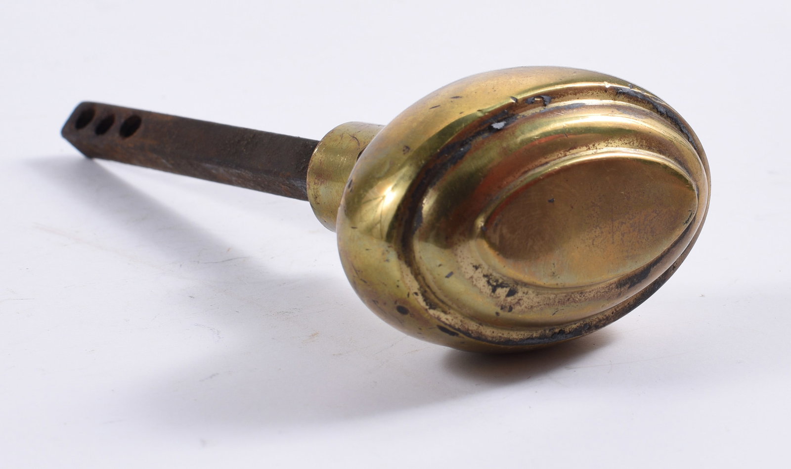 antique hardware door knob, pulls, accents: all items are sold as is. We will combine shipping on multiple lots. If you see it in the picture that’s what your buying. Look at the pictures good no refunds all sales are final.