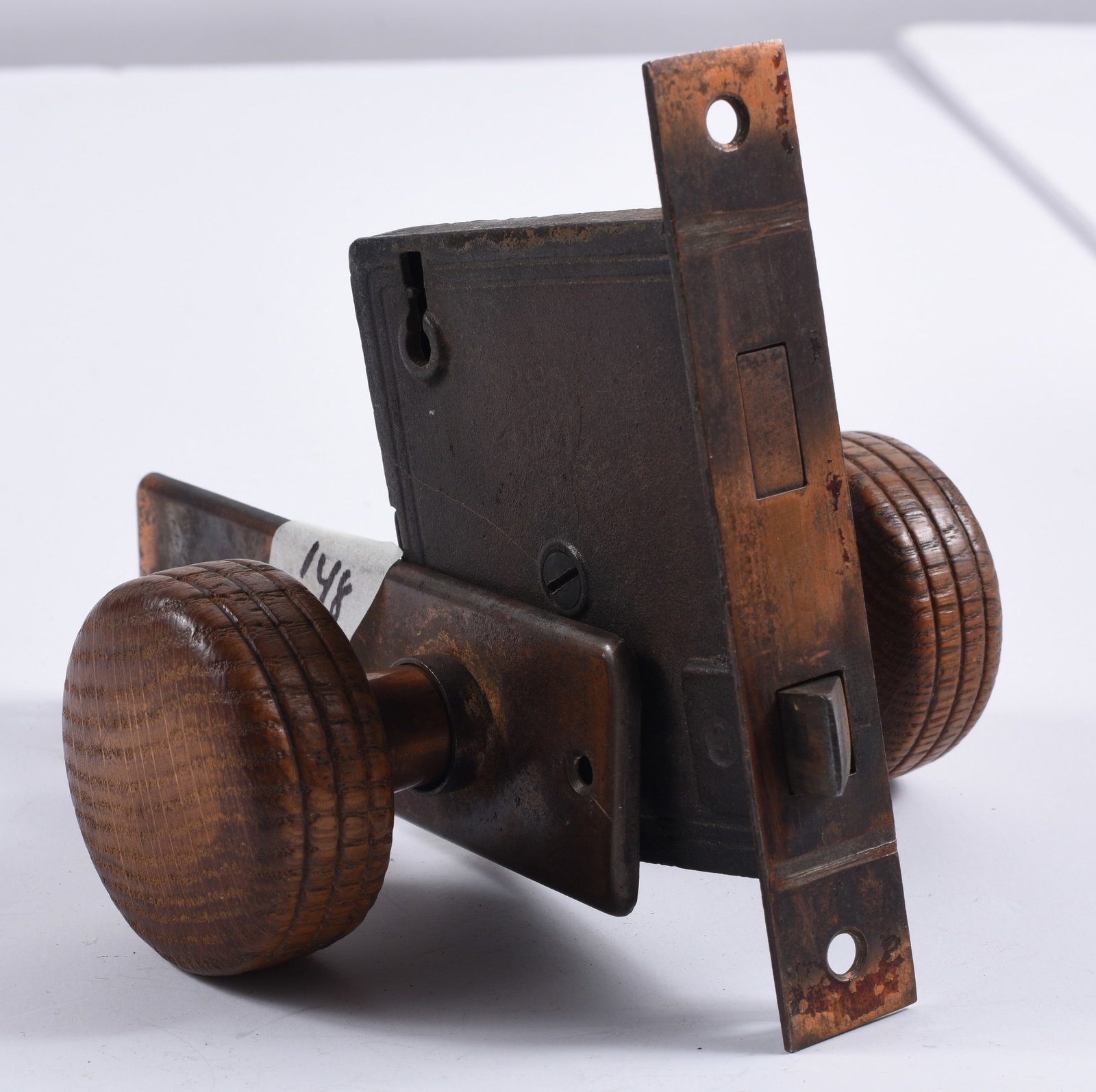 antique hardware door knob, pulls, accents: all items are sold as is. We will combine shipping on multiple lots. If you see it in the picture that’s what your buying. Look at the pictures good no refunds all sales are final.