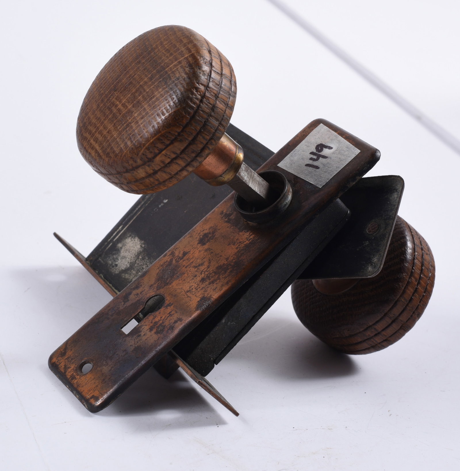 antique hardware door knob, pulls, accents: all items are sold as is. We will combine shipping on multiple lots. If you see it in the picture that’s what your buying. Look at the pictures good no refunds all sales are final.
