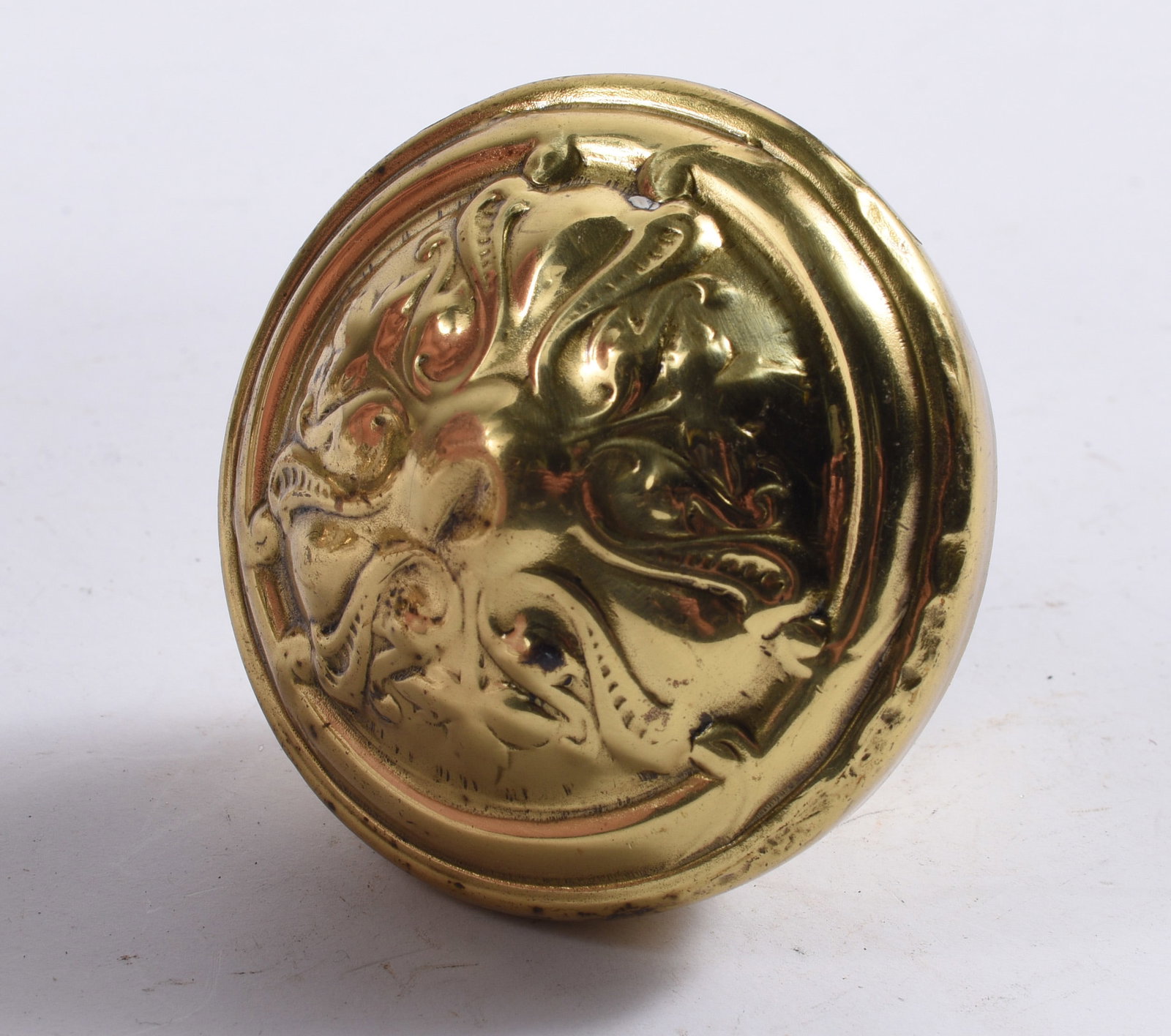 antique hardware door knob, pulls, accents: all items are sold as is. We will combine shipping on multiple lots. If you see it in the picture that’s what your buying. Look at the pictures good no refunds all sales are final.