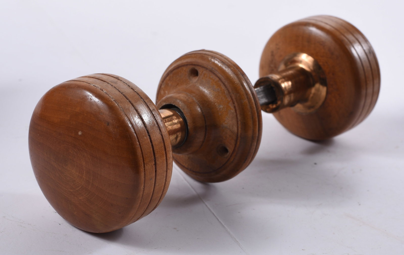 antique hardware door knob, pulls, accents: all items are sold as is. We will combine shipping on multiple lots. If you see it in the picture that’s what your buying. Look at the pictures good no refunds all sales are final.