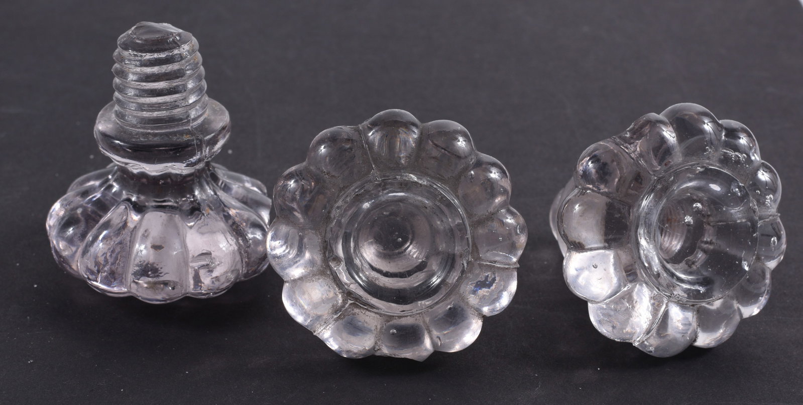 antique hardware door knob, pulls, accents: all items are sold as is. We will combine shipping on multiple lots. If you see it in the picture that’s what your buying. Look at the pictures good no refunds all sales are final.