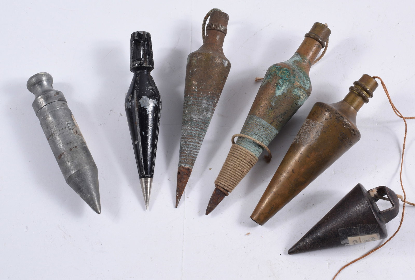 antique hardware door knob, pulls, accents: all items are sold as is. We will combine shipping on multiple lots. If you see it in the picture that’s what your buying. Look at the pictures good no refunds all sales are final.