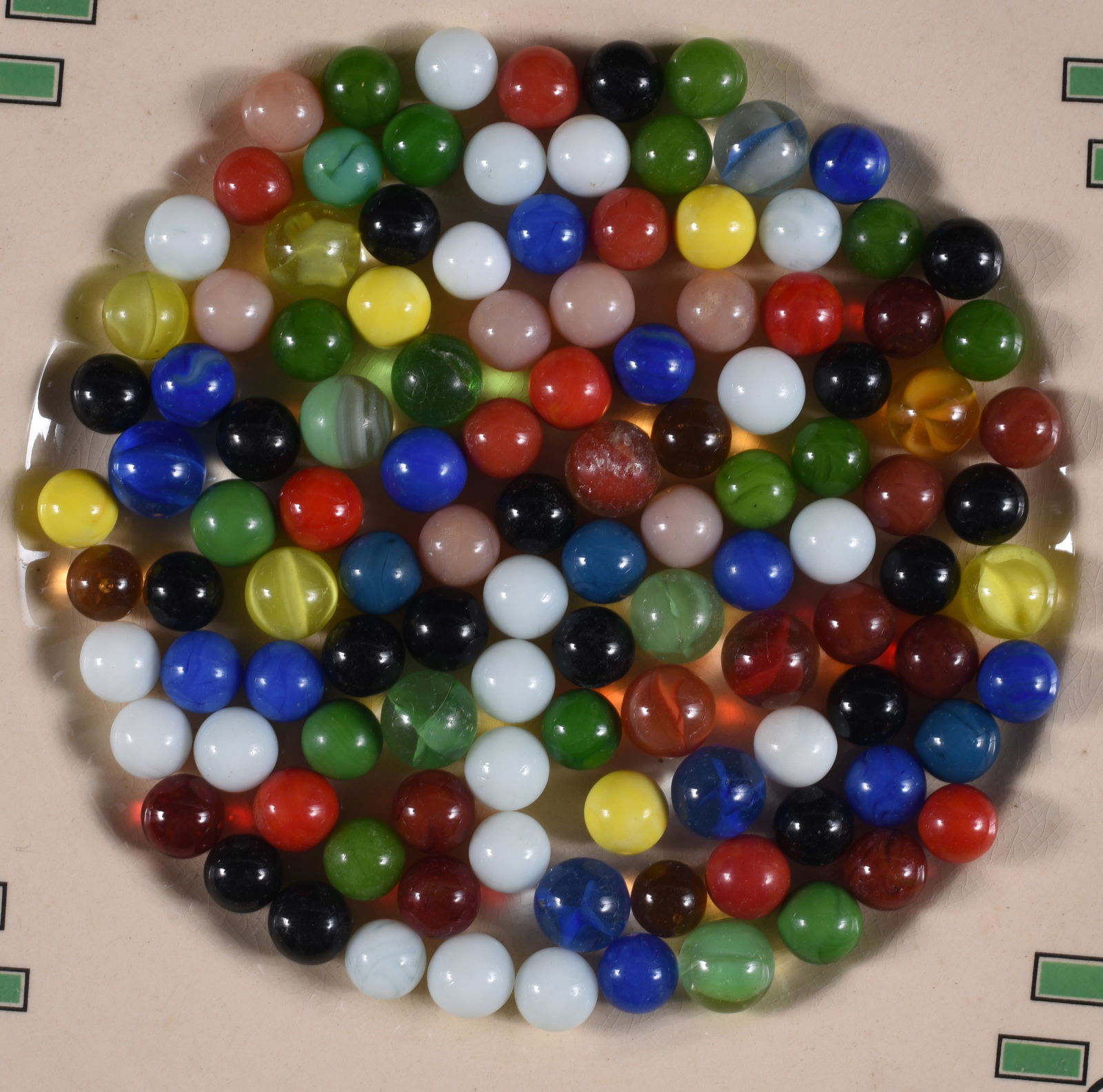 Antique Marbles, Marble Collection: all items are sold as is. We will combine shipping on multiple lots. If you see it in the picture that’s what your buying. Look at the pictures good no refunds all sales are final.