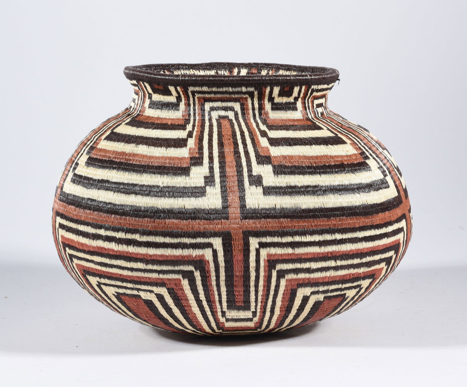 Wounaan Indian Hand Woven Basket (1 of 3)