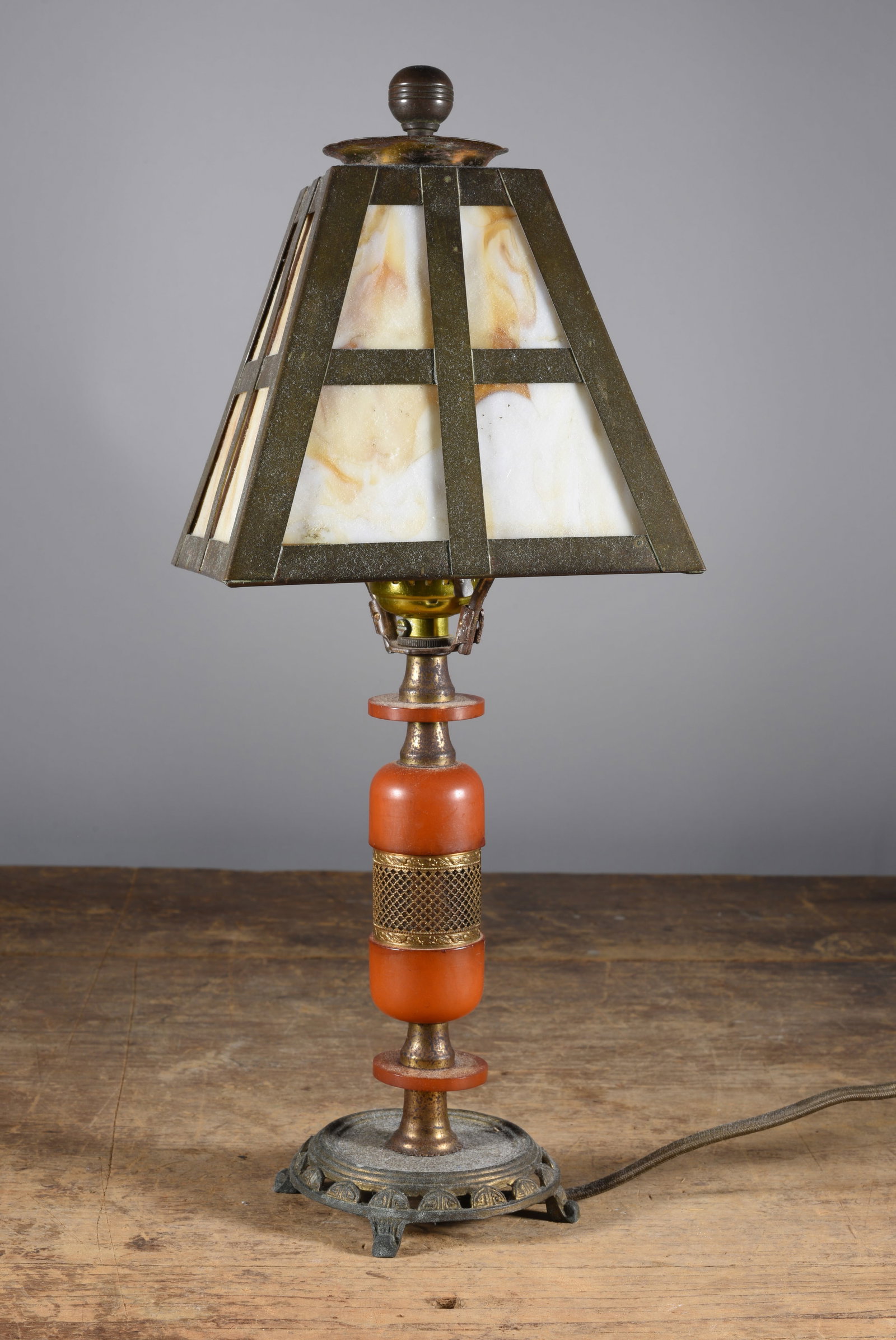 Antique Student Lamp Bakalite Body (1 of 4)
