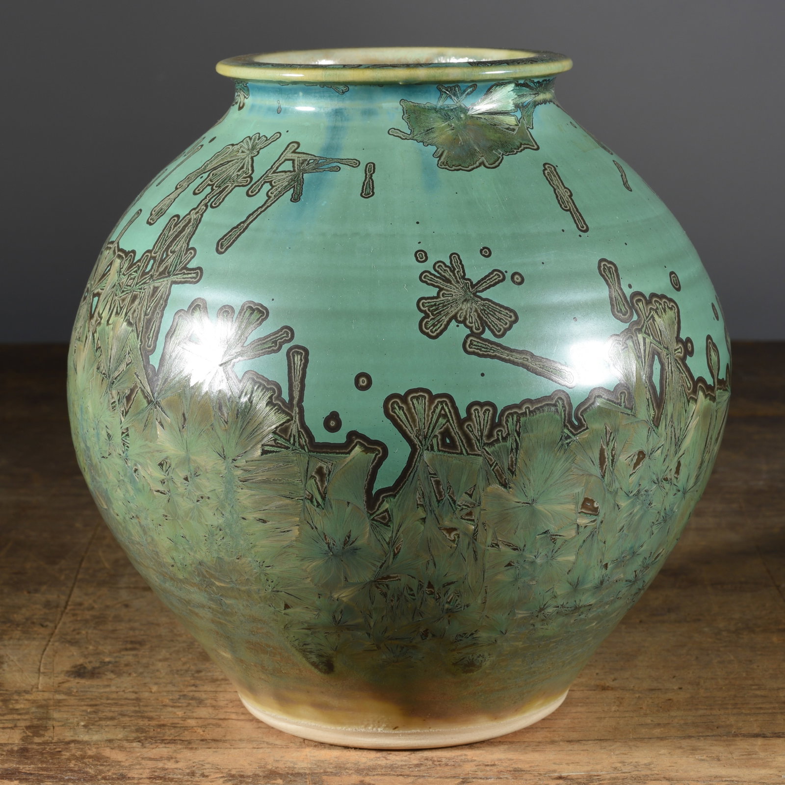 LP Crystaline Vase: 7" beautiful crystaline vase signed on bottom and dated 2006