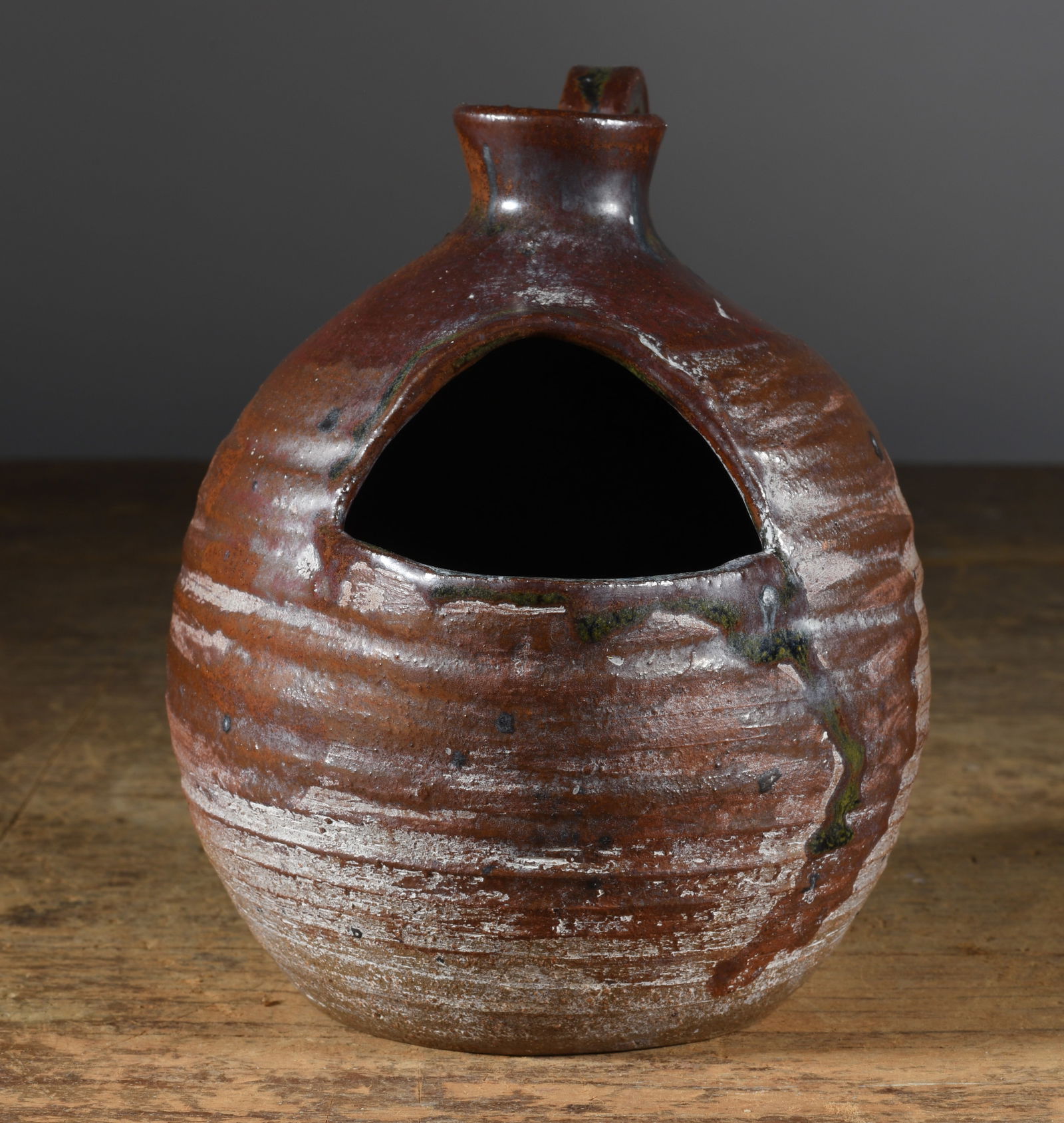 BC Wilson Pottery Bird House (1 of 4)