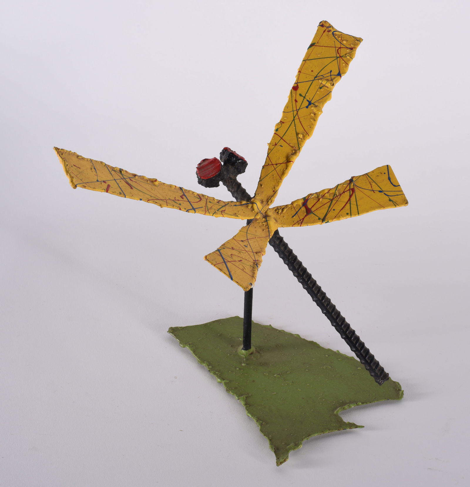 Brian Mace Dragon Fly Sculpture (1 of 2)