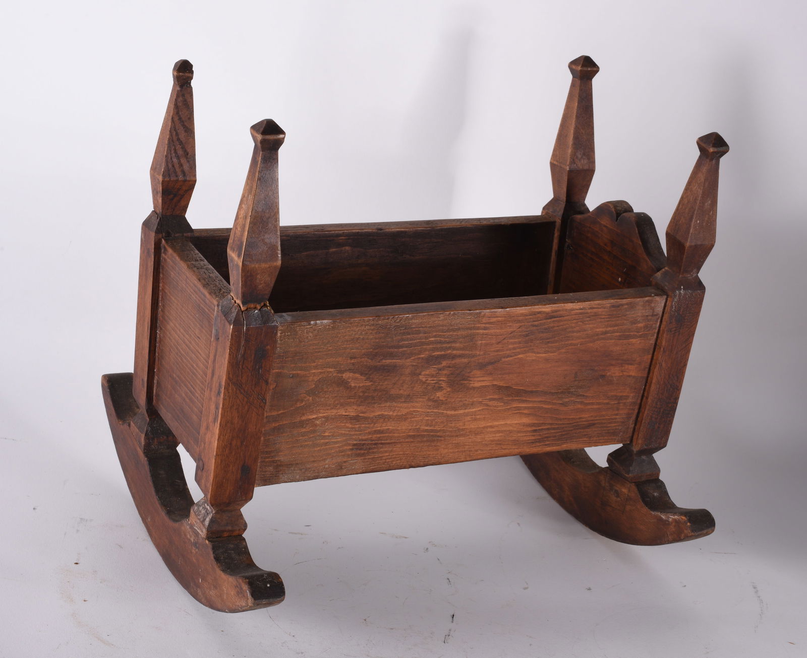 Antique Childs Cradle pegged construction (1 of 4)