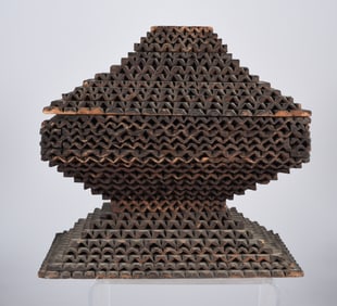 American Tramp Art Lidded box