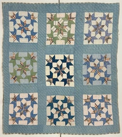 Early 20th Century American Textile Hand Made Quilt