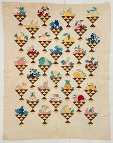 Early 20th Century American Textile Hand Made Quilt
