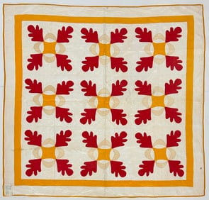 Early 20th Century American Textile Hand Made Quilt