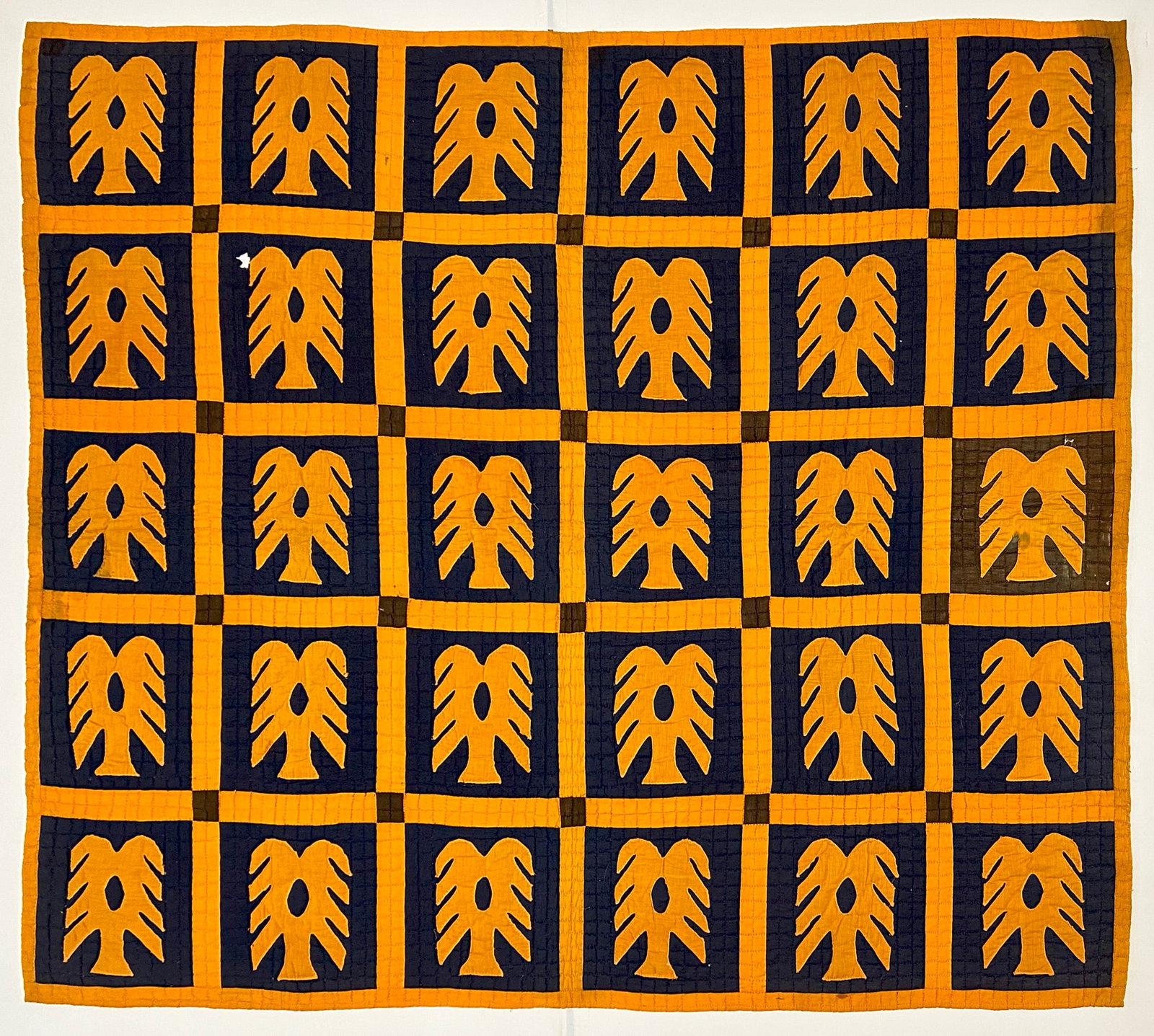 Early 20th Century American Textile Hand Made Quilt (1 of 7)