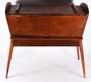 Virginia Tapered Leg Dough Box