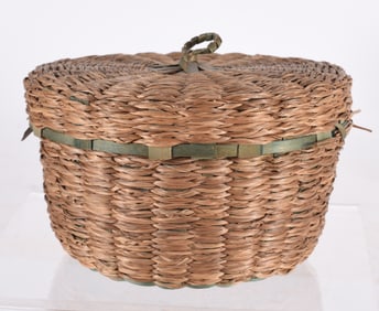 Lidded Color Decorated Basket
