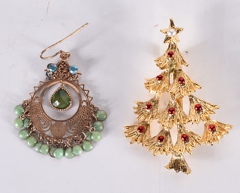 Costume jewelry pieces